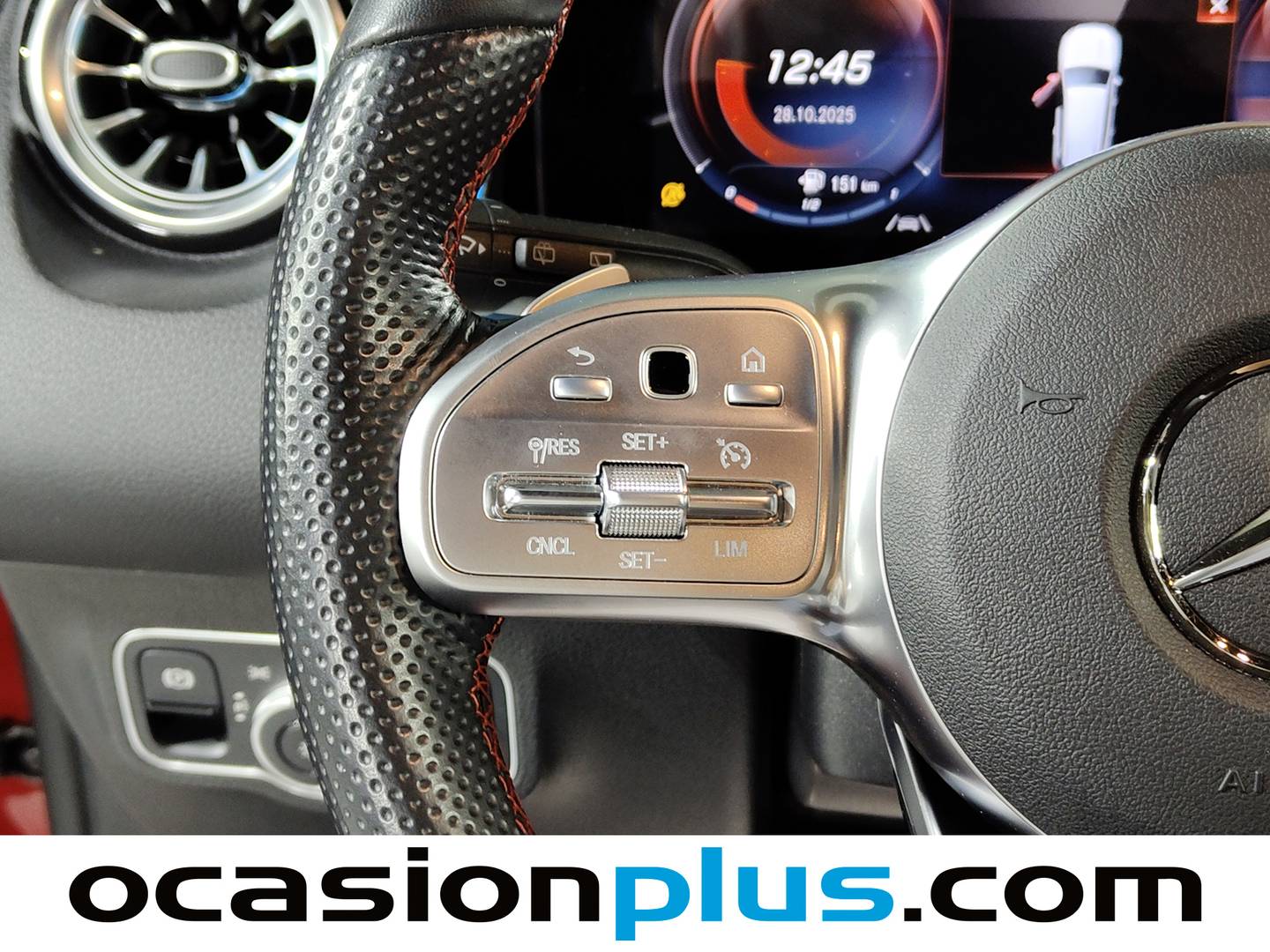 Foto Mercedes GLB Mercedes-Benz GLB 220 D 4MATIC (190 CV) Pack AMG