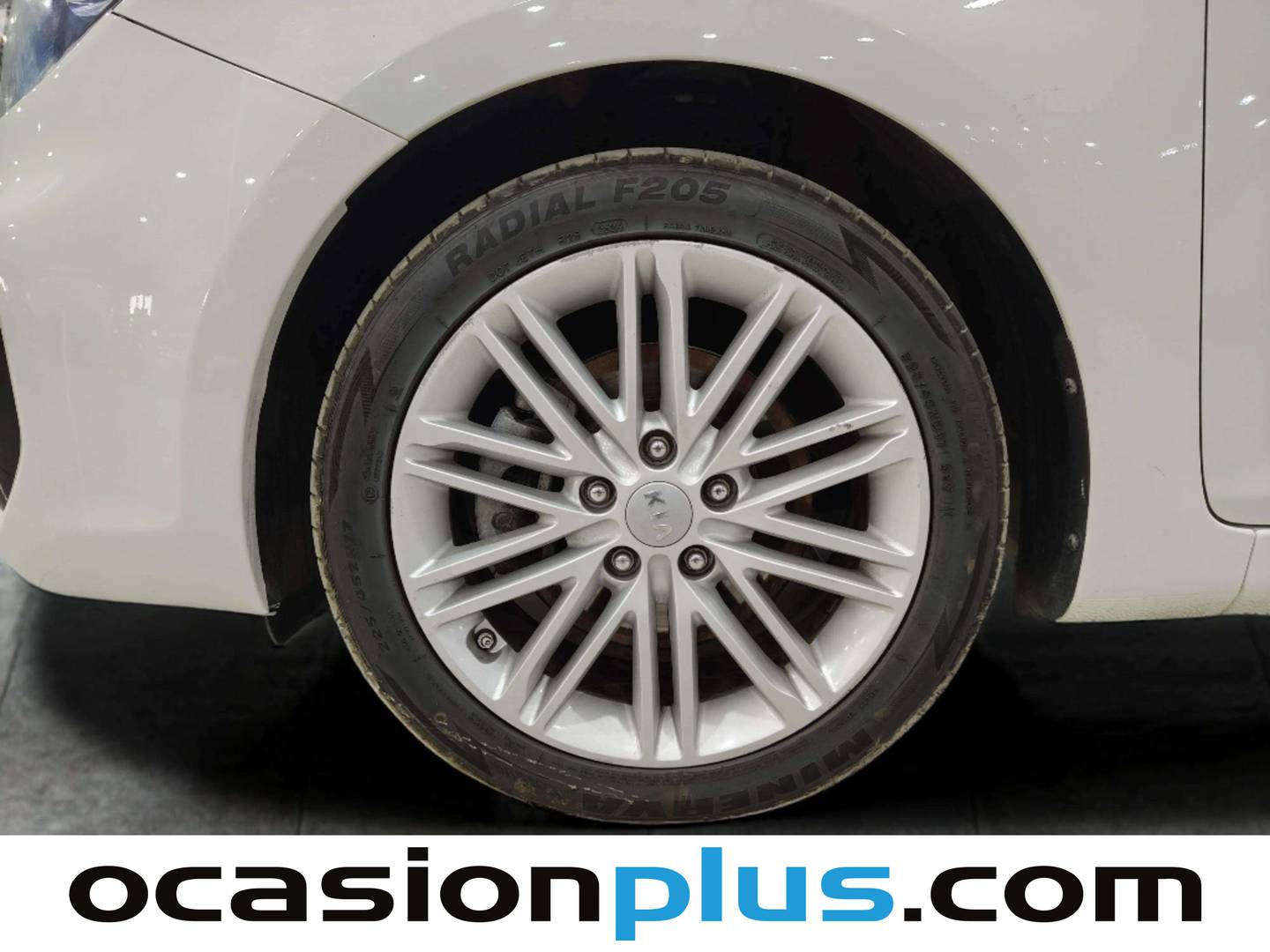 Foto KIA Carens Kia Carens 1.7 CRDi VGT Drive Eco-Dynamics (115 CV)