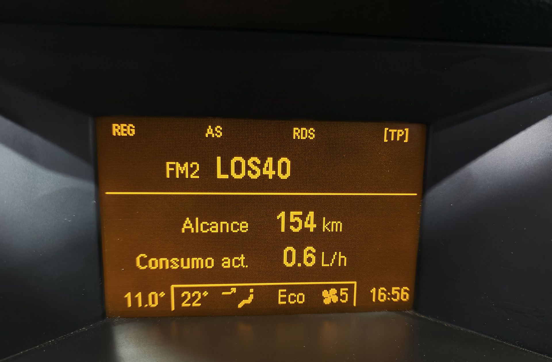Opel Astra 1.6 CDTI Sport - foto 26