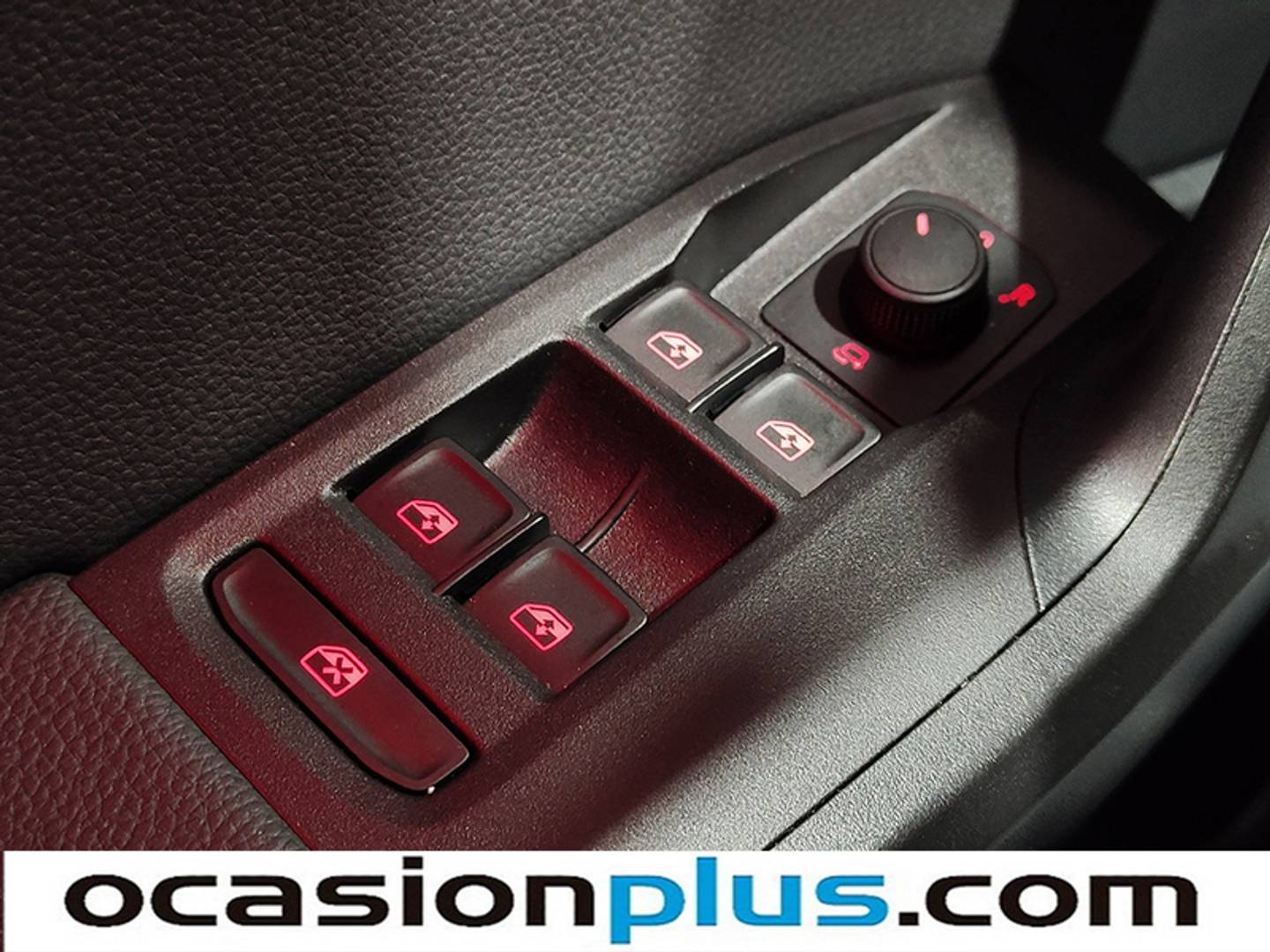 Foto Seat Arona SEAT Arona 1.5 TSI FR Plus DSG (150 CV)