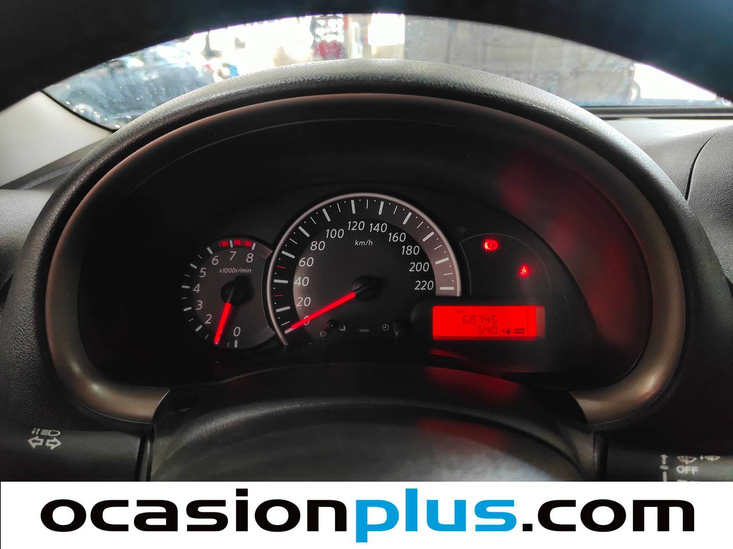 Extras y acabados del Nissan Micra Nissan Micra 1.2G Acenta (80 CV)