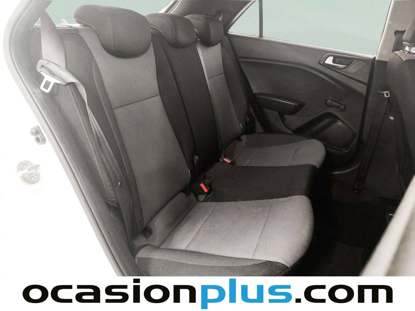 Hyundai i20 Hyundai i20 1.2 MPI Essence (75 CV) al mejor precio