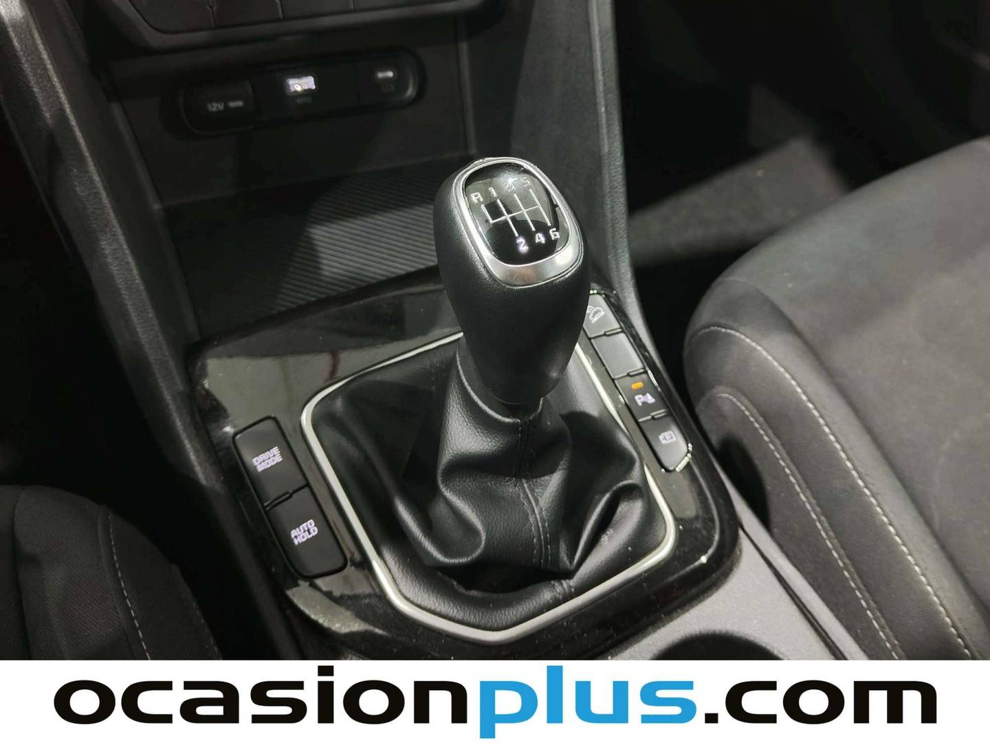 Foto KIA Sportage Kia Sportage 1.6 CRDi MHEV Business 4x2 (136 CV)