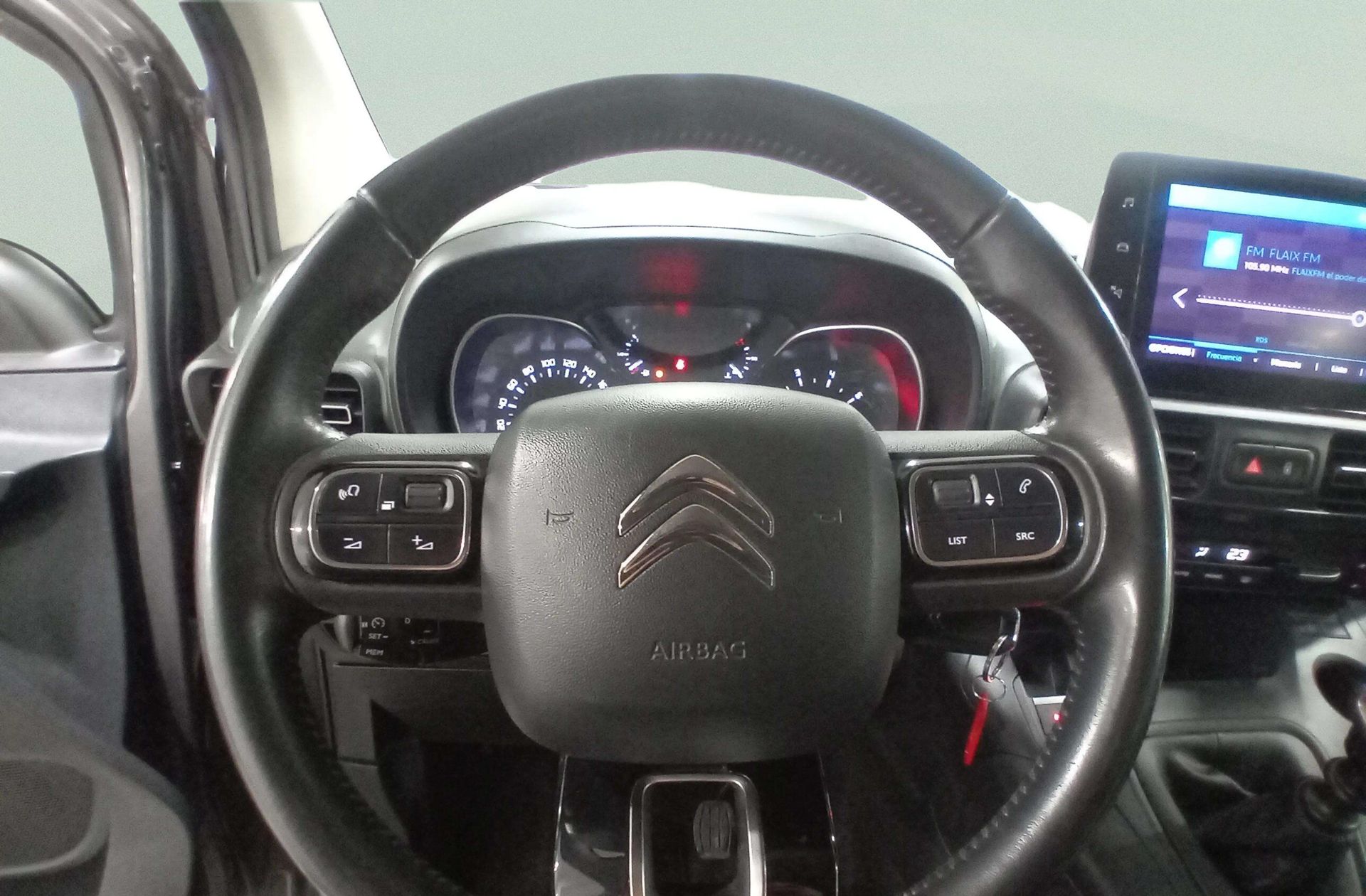 Citroën Berlingo BlueHDi 130 Talla M Shine - foto 22