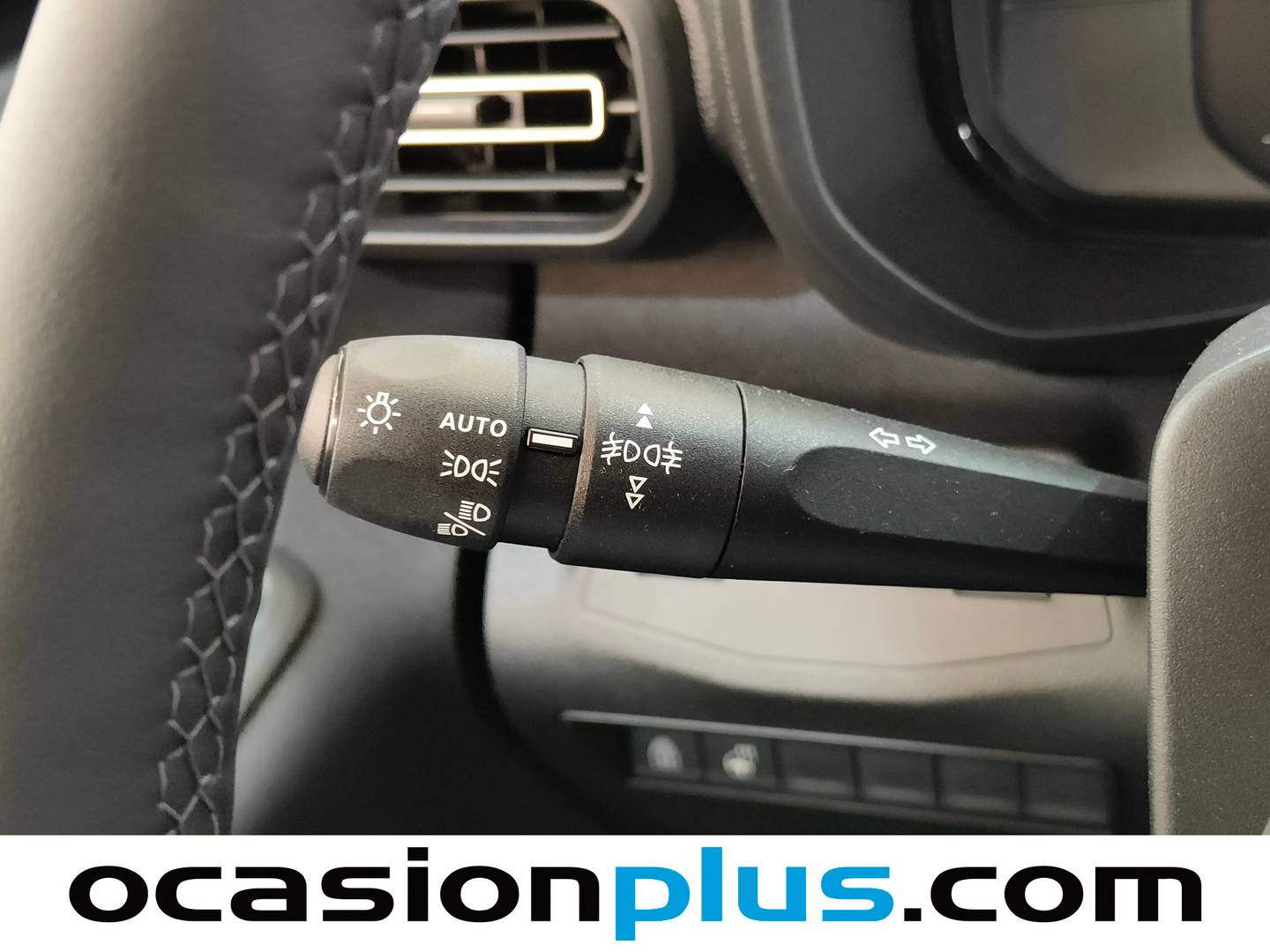 Citroën Berlingo Citroen Berlingo BlueHDi 100 S&S Plus Talla M  (102 CV) de ocasión