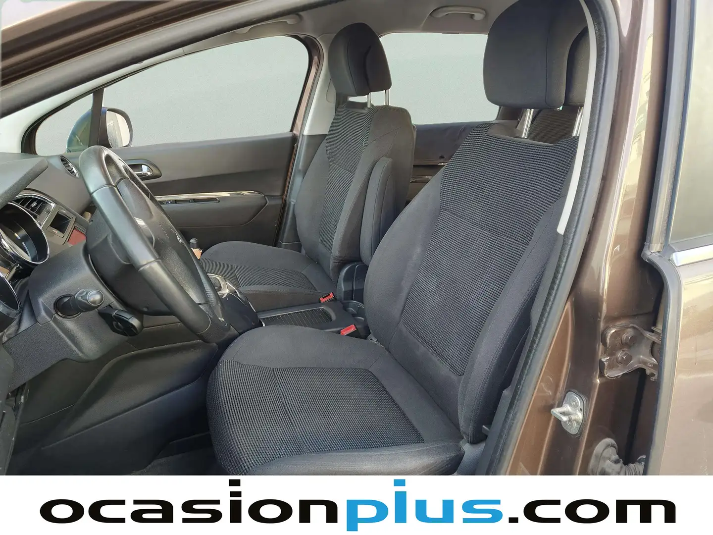 Foto Peugeot 5008 Peugeot 5008 1.6 VTi Style (120 CV) 7 Plazas