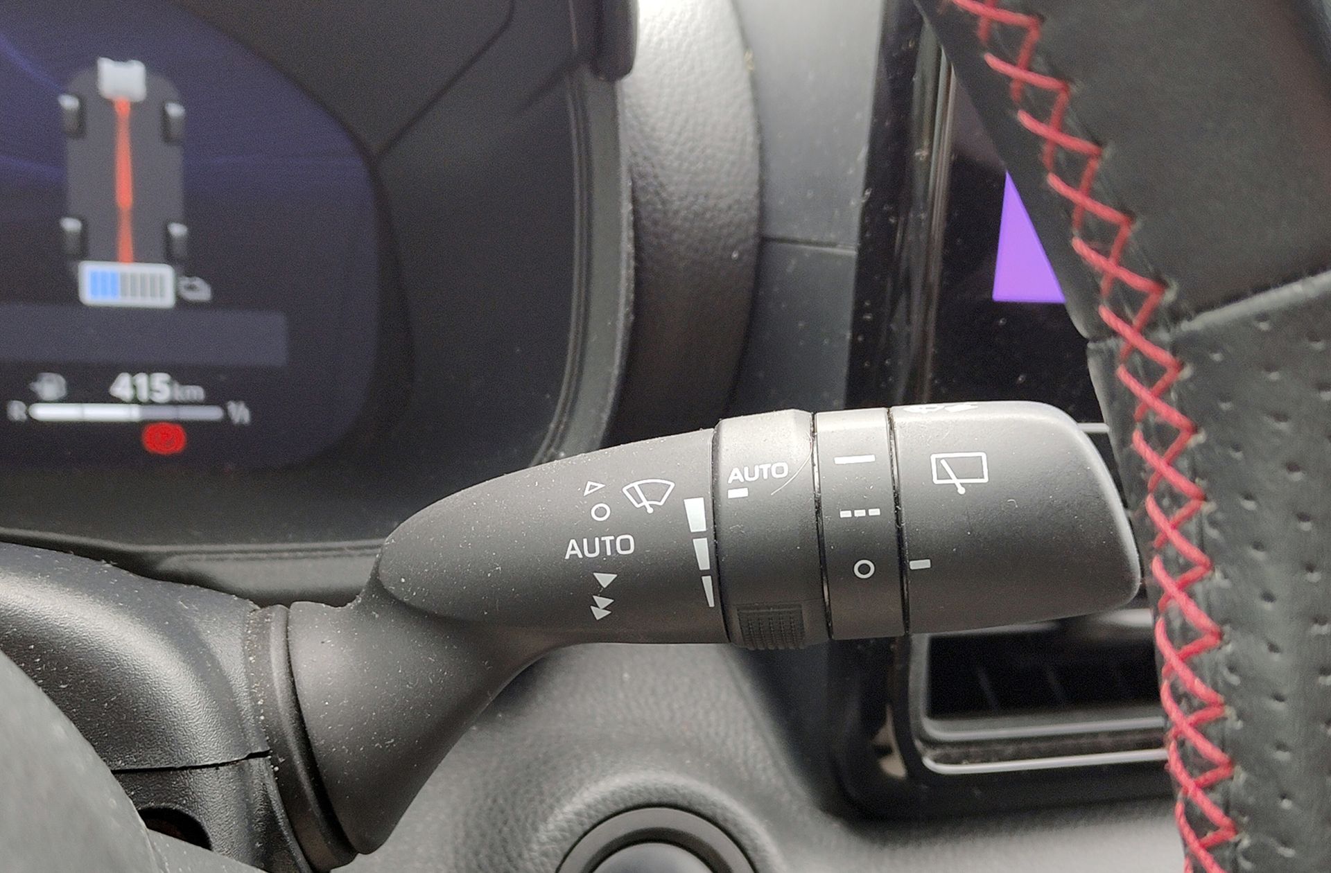 Toyota Yaris 130H GR Sport Plus - foto 28