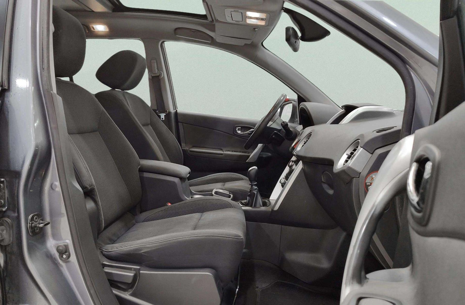 Renault Koleos Dynamique PK2 2.0 dCi 4x2 - foto 17