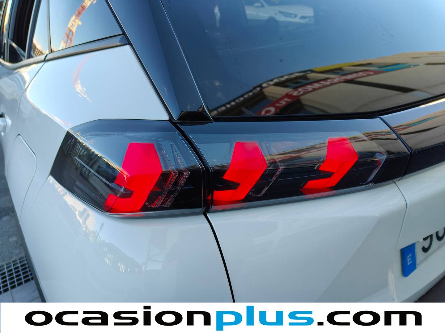 Extras del Peugeot 2008 Peugeot 2008 BlueHDi 110 Allure Pack (110 CV)