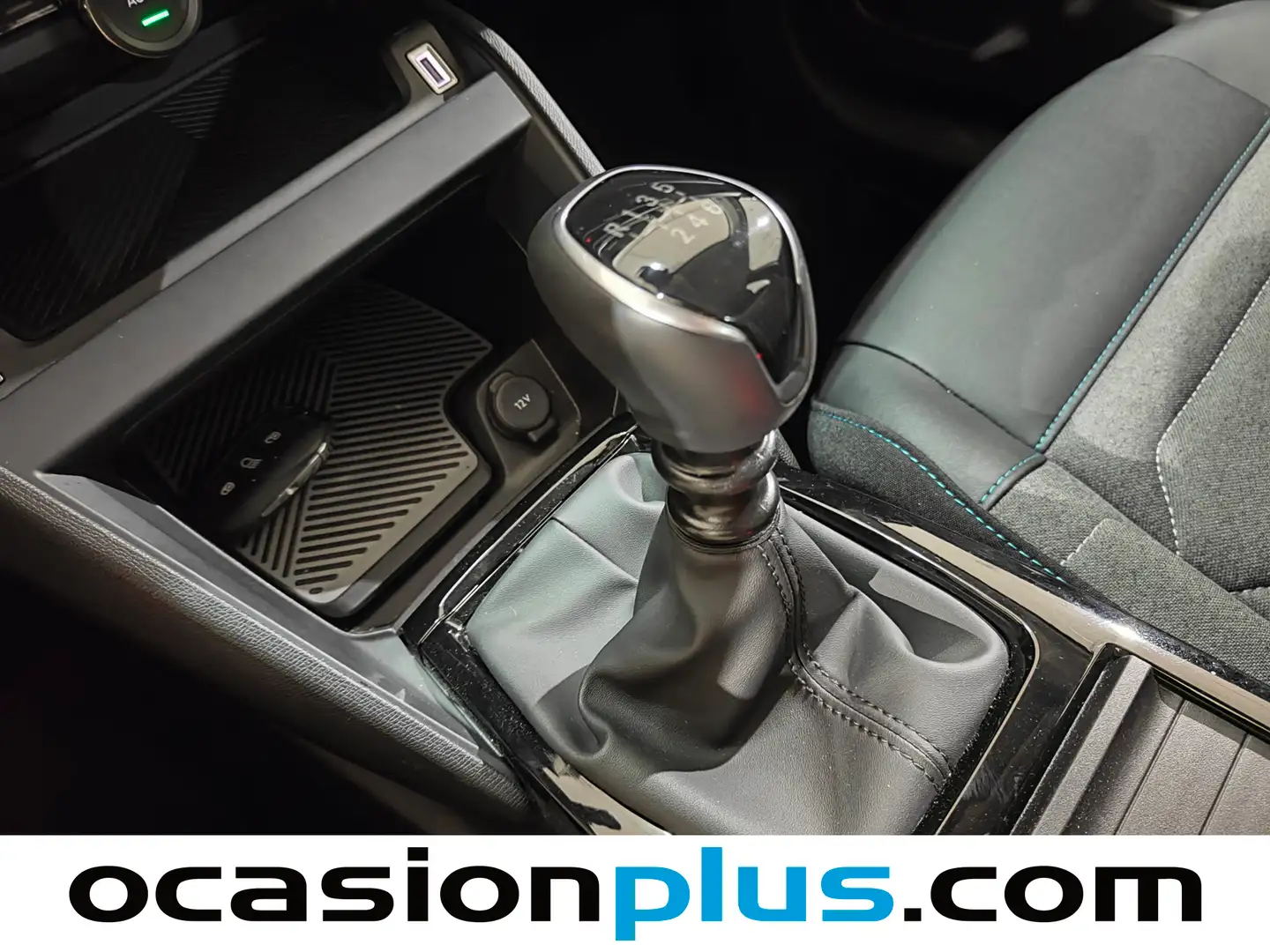 Foto Citroën C4 Citroen C4 PureTech 130 S&S 6v Plus (131 CV)