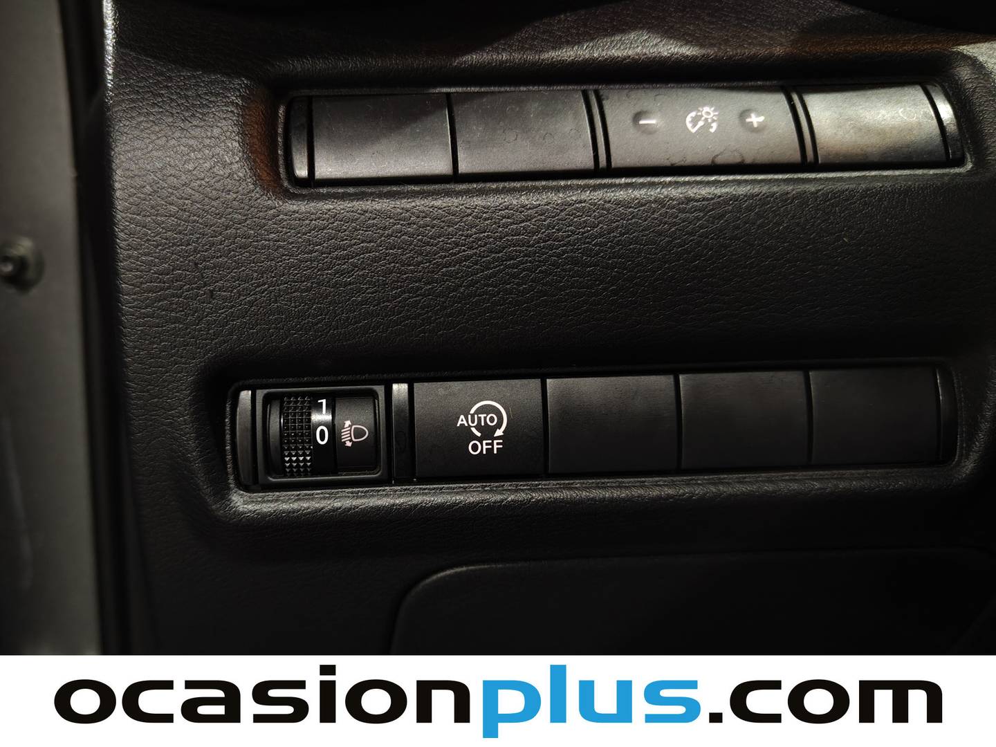 Foto Nissan JUKE Nissan Juke DIG-T N-Connecta 4x2 (114 CV)