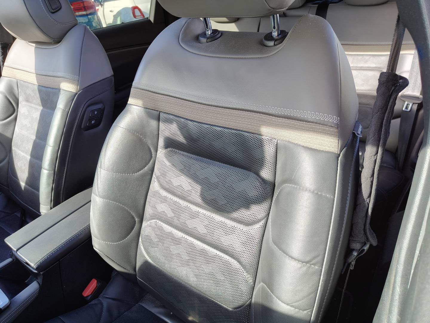 Foto Citroën C5 X Citroen C5 X Hybrid 225 Shine Pack e-EAT8  (225 CV)