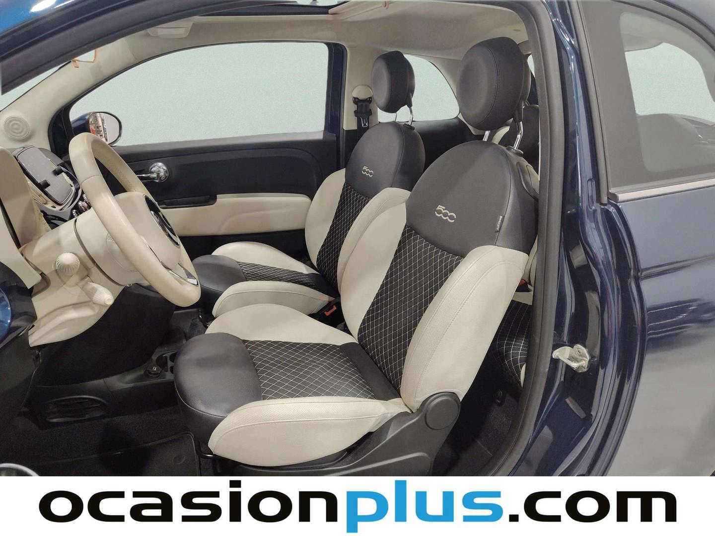 Foto asientos delanteros Fiat 500 Fiat 500 1.0 Hybrid Dolcevita (70 CV)
