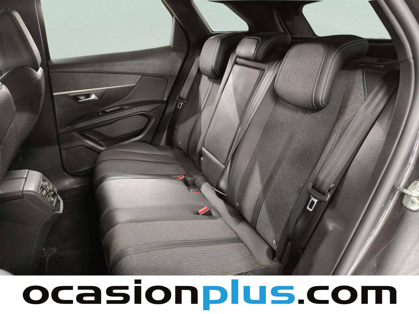 Foto asientos traseros Peugeot 3008 Peugeot 3008 BlueHDi 130 S&S Allure Pack EAT8 (130 CV)