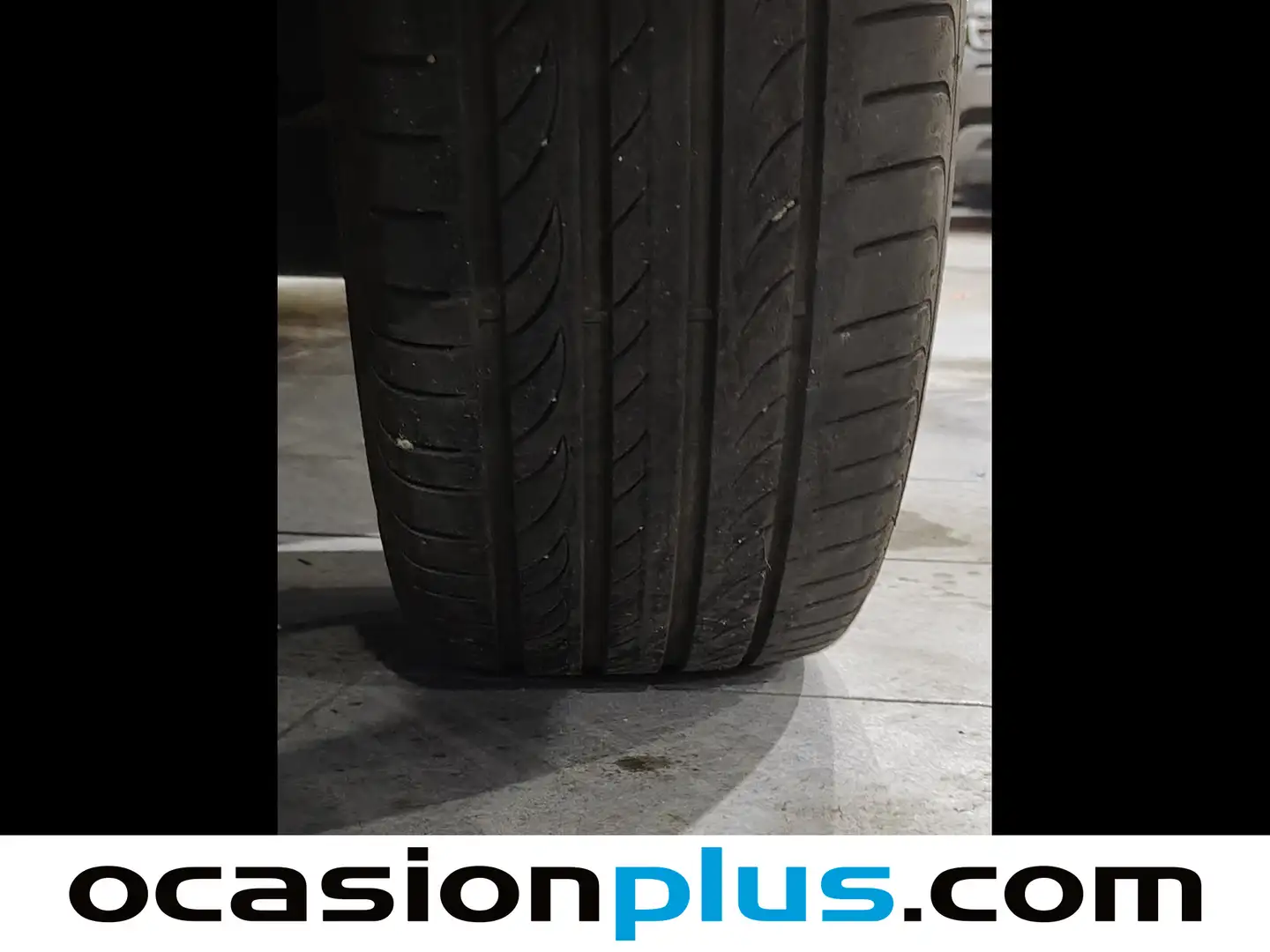 Foto Toyota C-HR Toyota C-HR 1.8 125H Advance (122 CV)