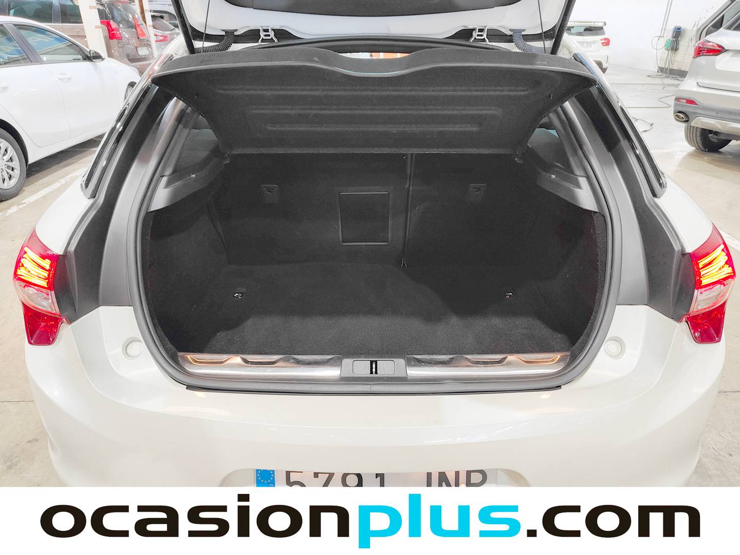 Fotos maletero DS DS 5 DS DS5 BlueHdi 150 Style (150 CV)