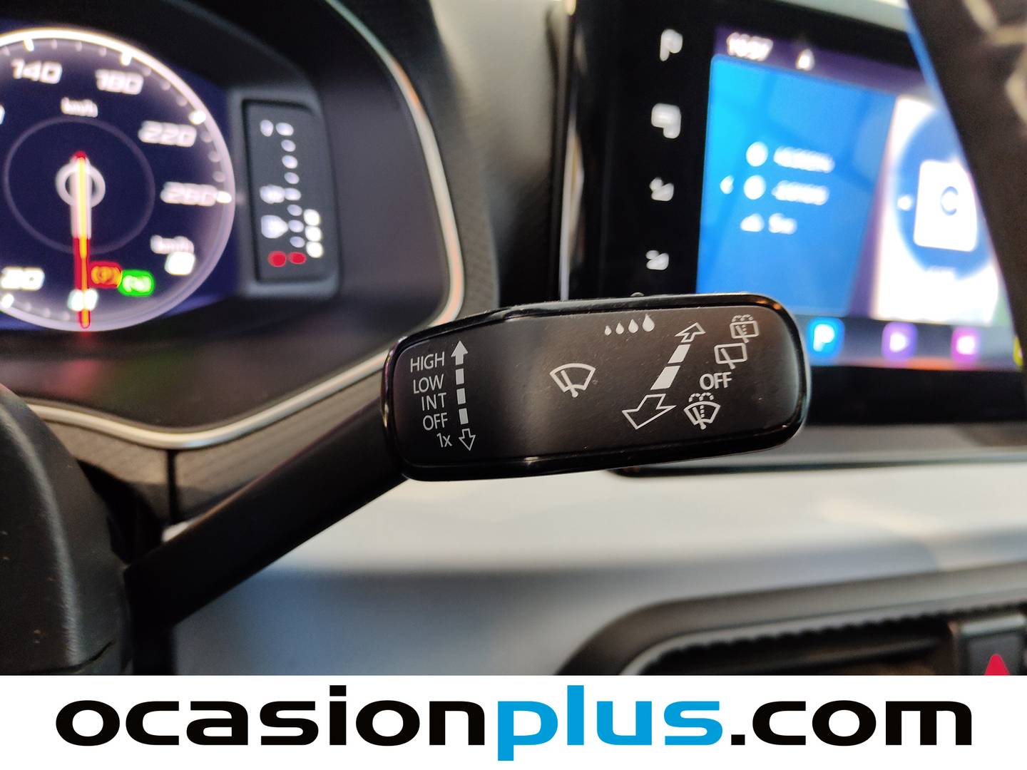 Seat Arona SEAT Arona 1.0 TSI Style Plus DSG (110 CV) seminuevo