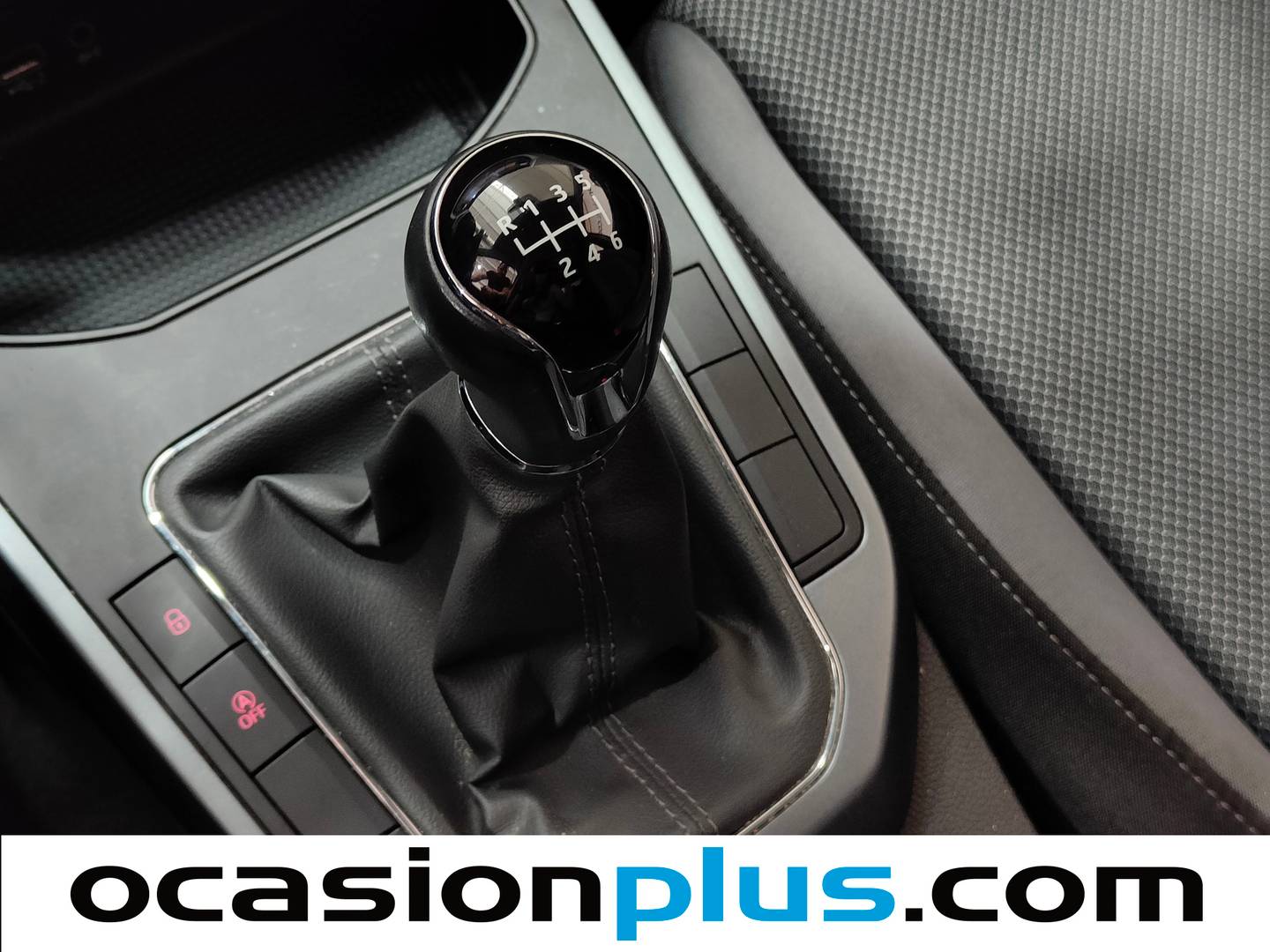 Seat Arona Seat Arona 1.0 TSI Style Ecomotive (115 CV) de segunda mano