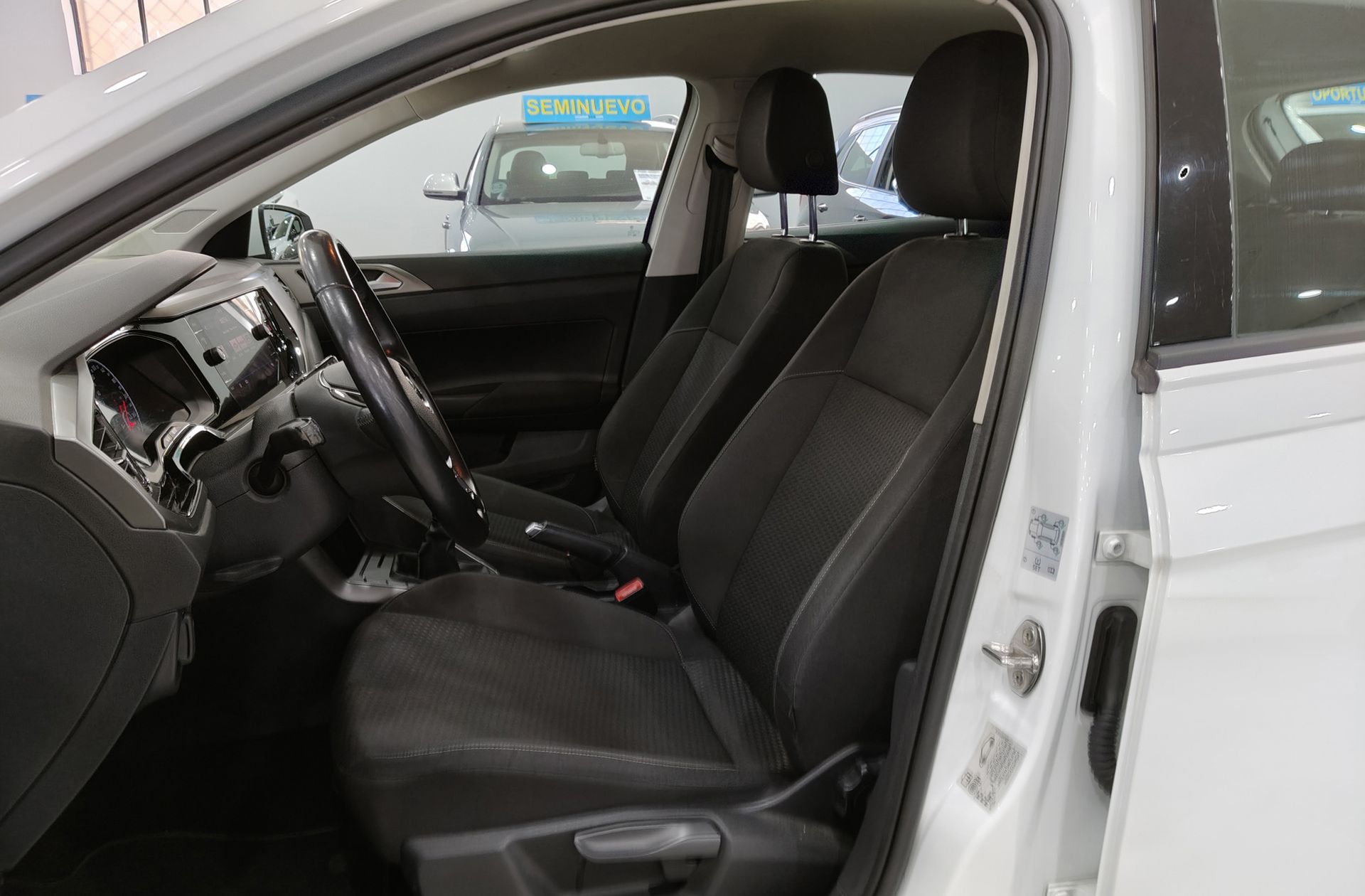 Volkswagen Polo Advance 1.0 TSI - foto 9