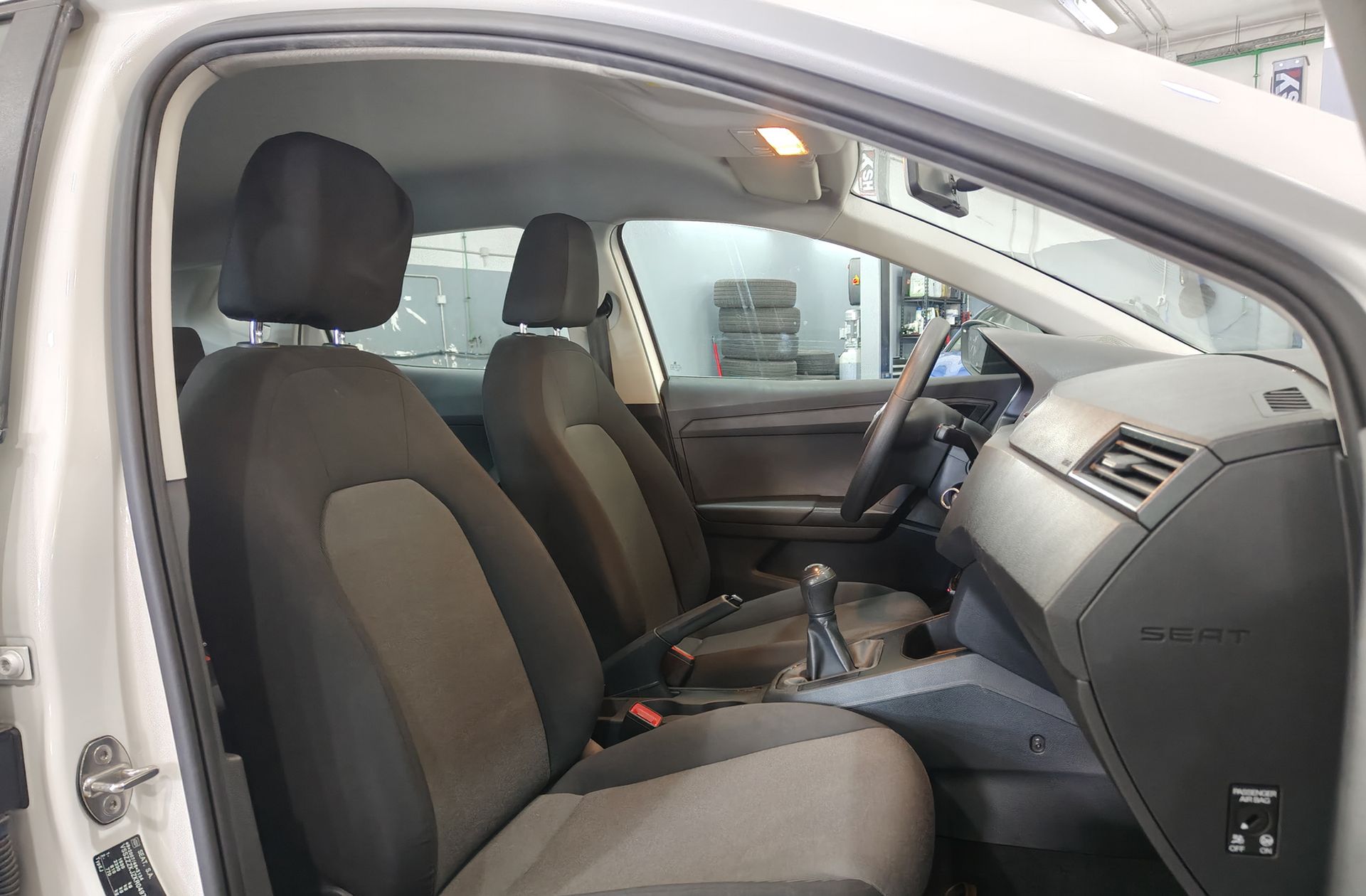 SEAT Ibiza 1.0 MPI Reference Plus - foto 15
