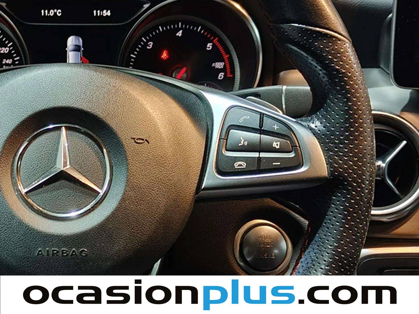 Foto Mercedes GLA Mercedes-Benz GLA 200 d  (136 CV) Pack AMG