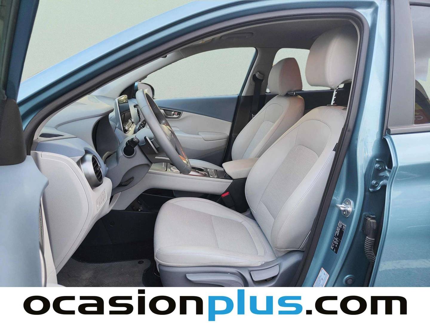 Foto asientos delanteros Hyundai Kona Hyundai Kona EV Tecno (204 CV)
