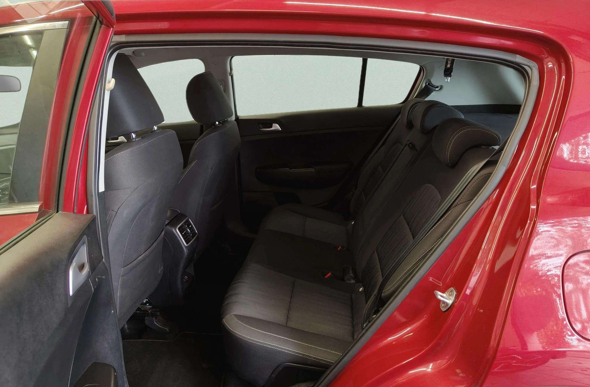 Kia Sportage 1.6 GDi Concept 4x2 - foto 10