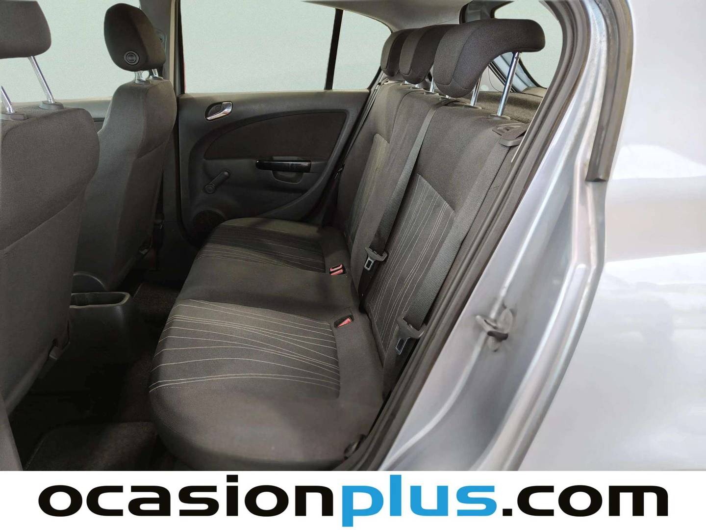 Foto asientos traseros Opel Corsa Opel Corsa 1.3 CDTI Essentia (75 CV)