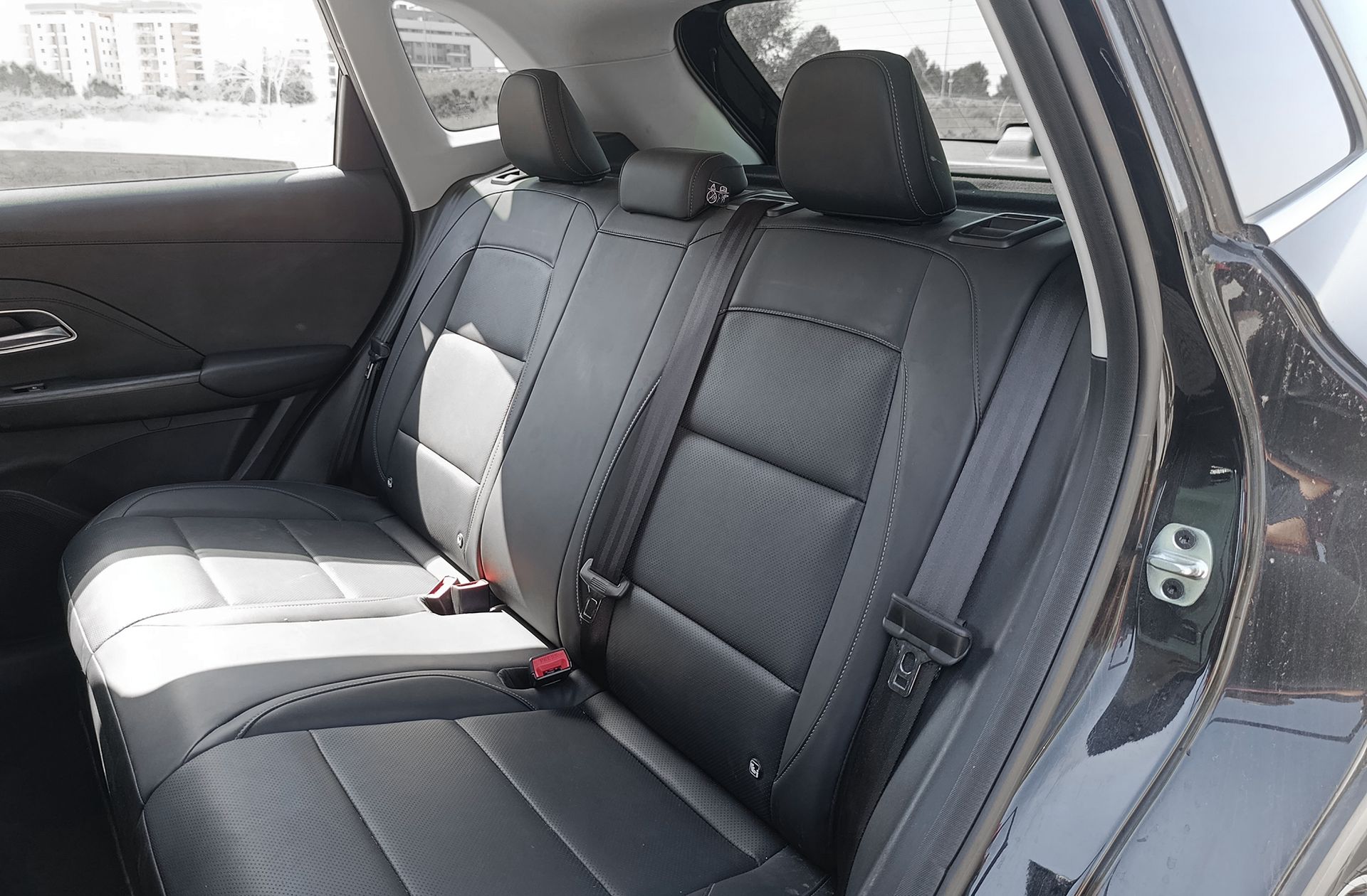 MG ZS 1.5 Hybrid+ Luxury - foto 12