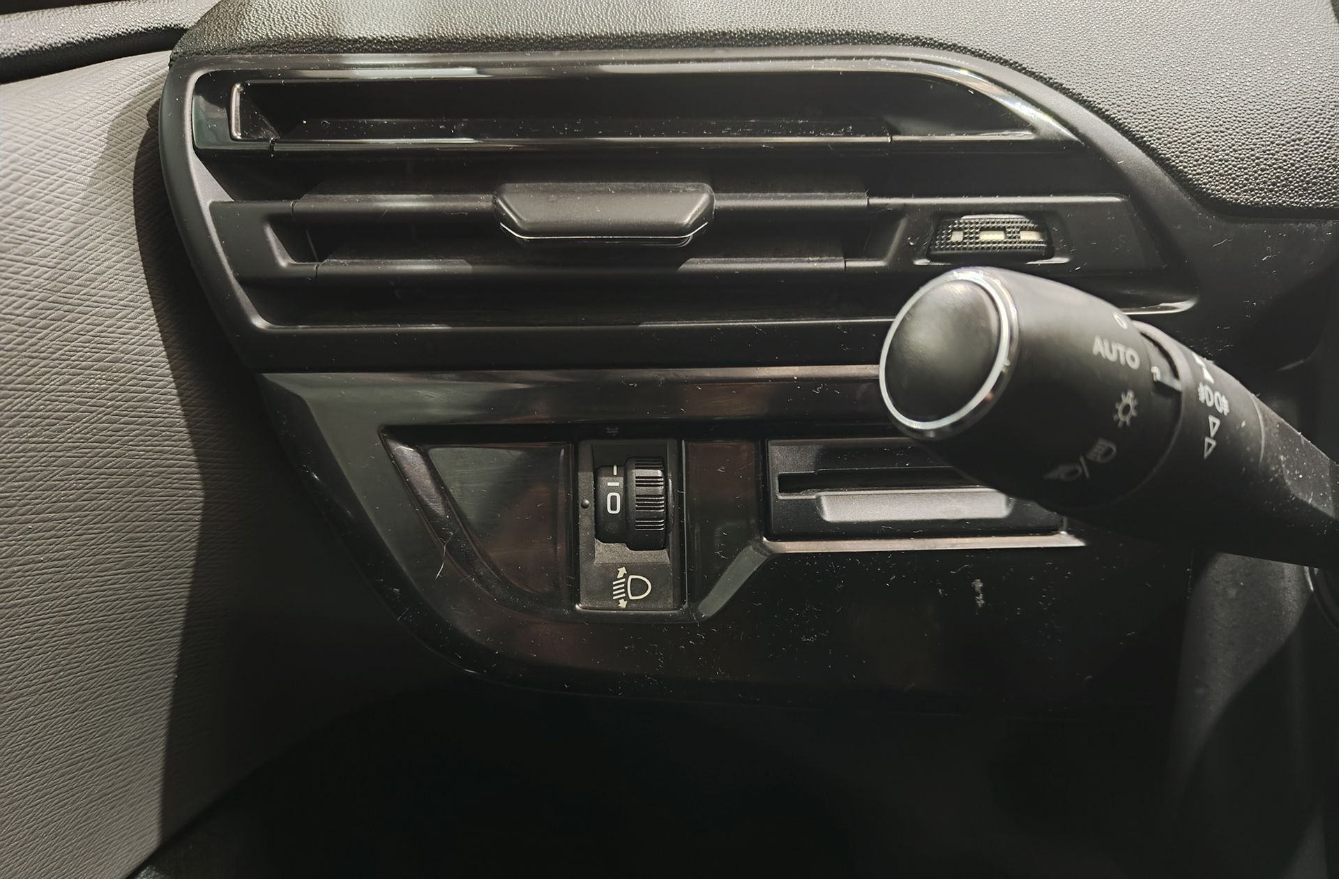 Citroën C4 Picasso PureTech 130 Feel - foto 26