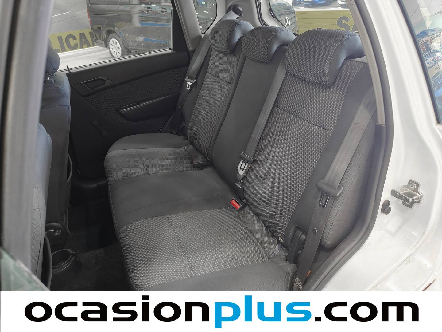 Foto asientos traseros Chevrolet Aveo Chevrolet Aveo 1.4 16v LS  (101 CV)