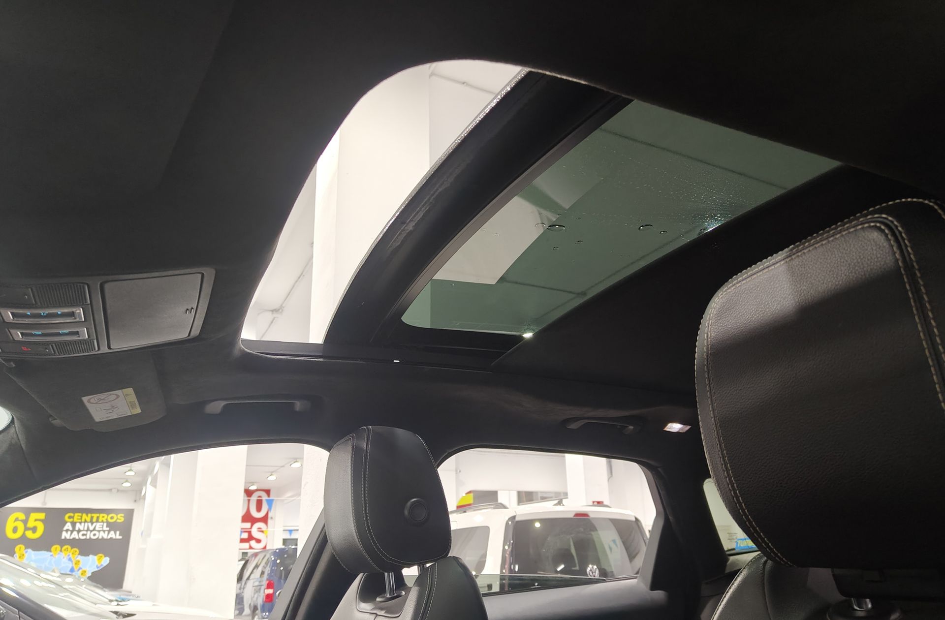 Jaguar F-Pace 2.0T i4 R-Sport AWD - foto 6