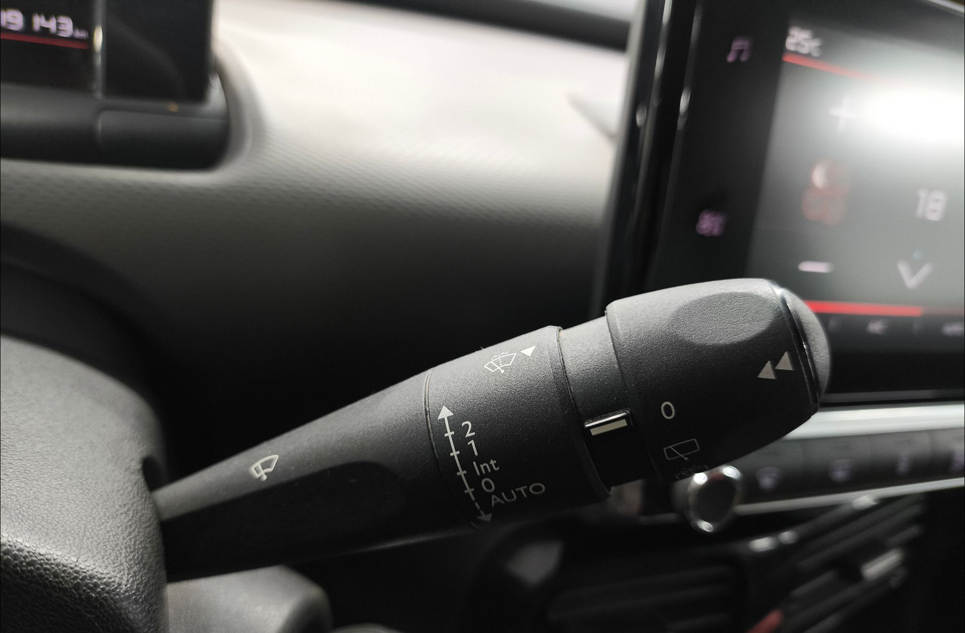 Citroën C4 Cactus PureTech 110 Feel - foto 26