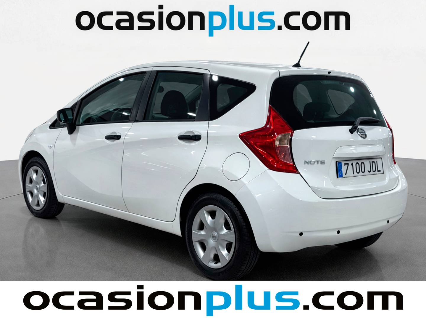 Foto trasera Nissan NOTE Nissan Note 1.2 Naru Edition (80 CV) derecha