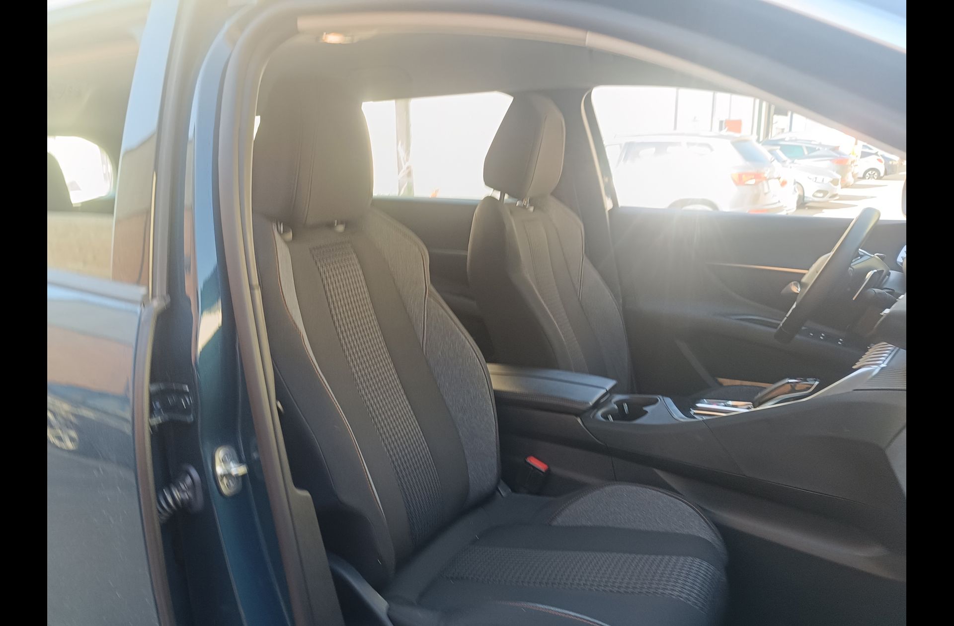 Peugeot 5008 BlueHDi 130 Active Pack EAT8 - foto 15