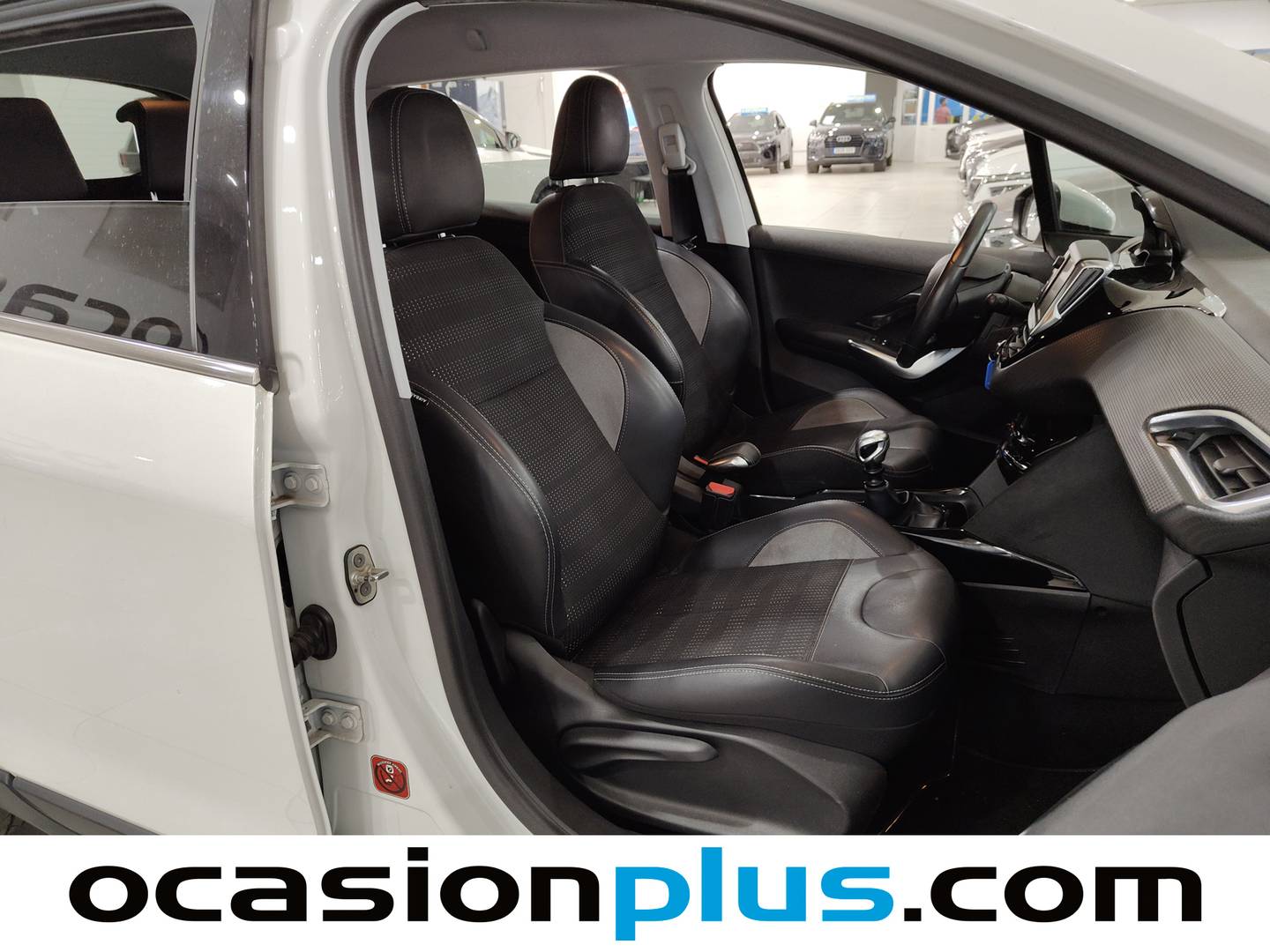 Peugeot 2008 Peugeot 2008 BlueHDi 120 S&S Allure  (120 CV) de ocasión