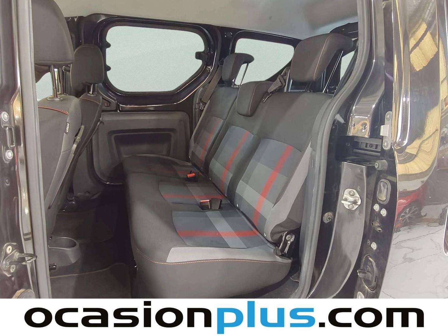 Foto asientos traseros Dacia Dokker Dacia Dokker Serie Limitada Xplore Blue dCi (95 CV)