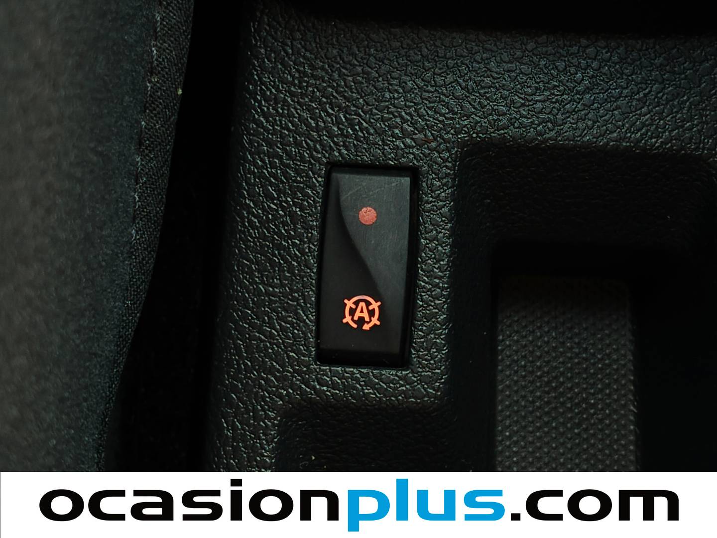 Extras y acabados del Dacia Dokker Dacia Dokker Essential 1.6 ECO-G (109 CV)