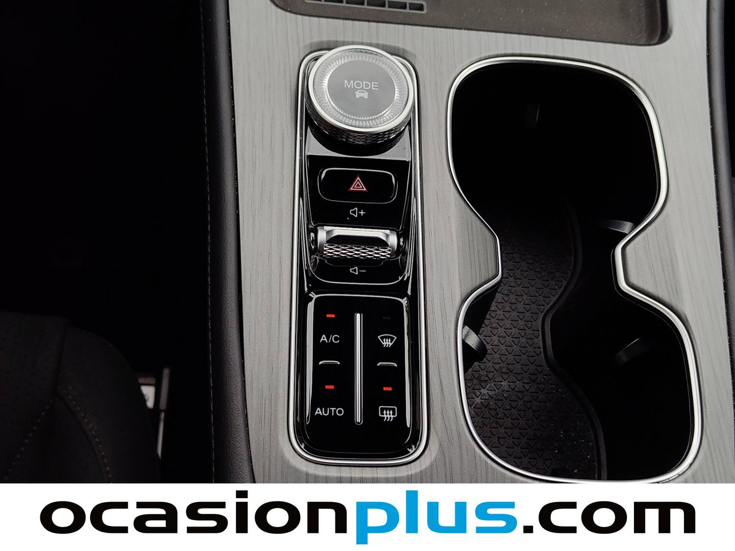 EBRO S800 EBRO S800 1.6 TGDI Premium DCT (147 CV) 7 Plazas automático