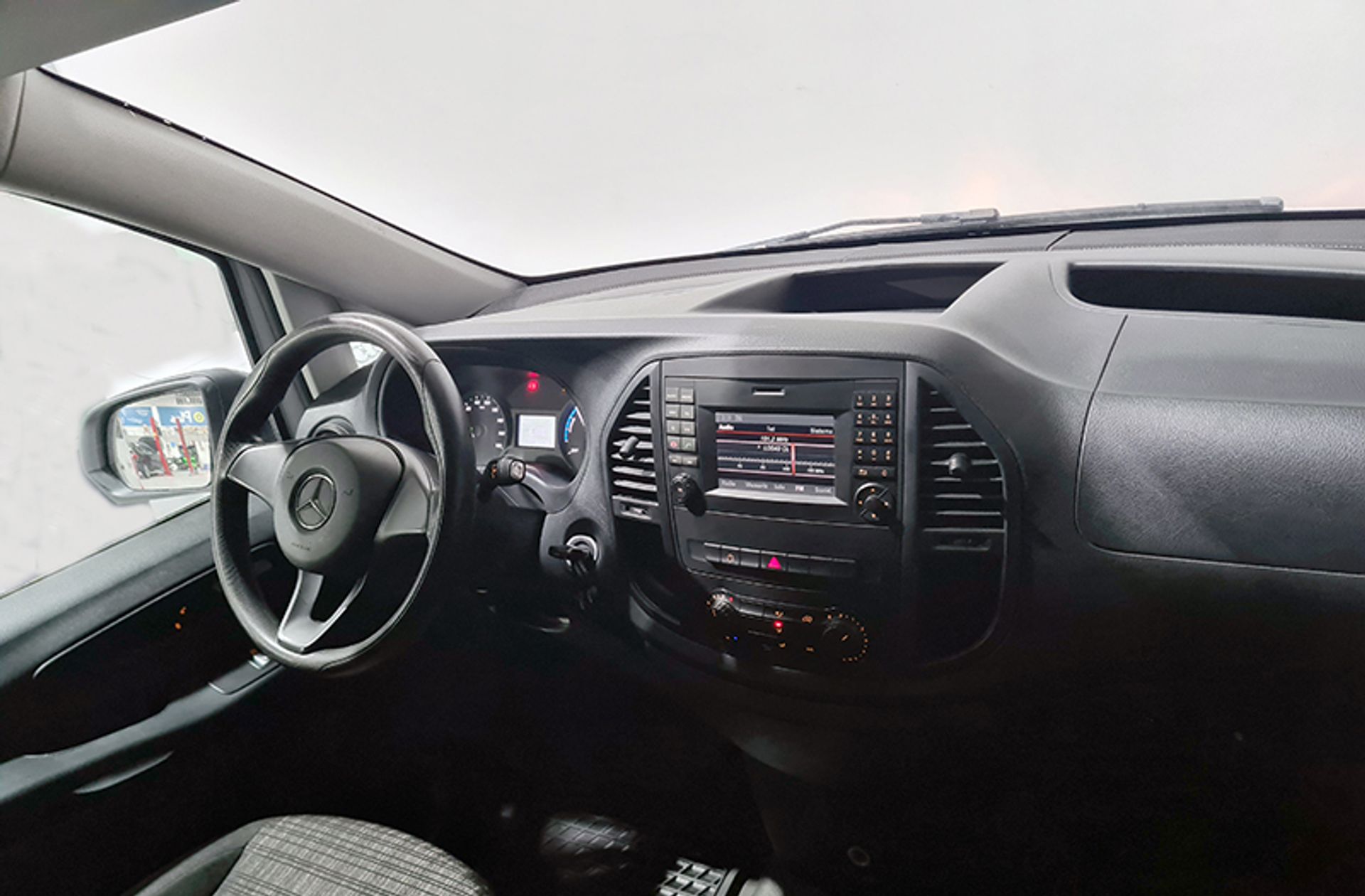 Mercedes-Benz Vito Furgon e-Vito 111 Larga - foto 7