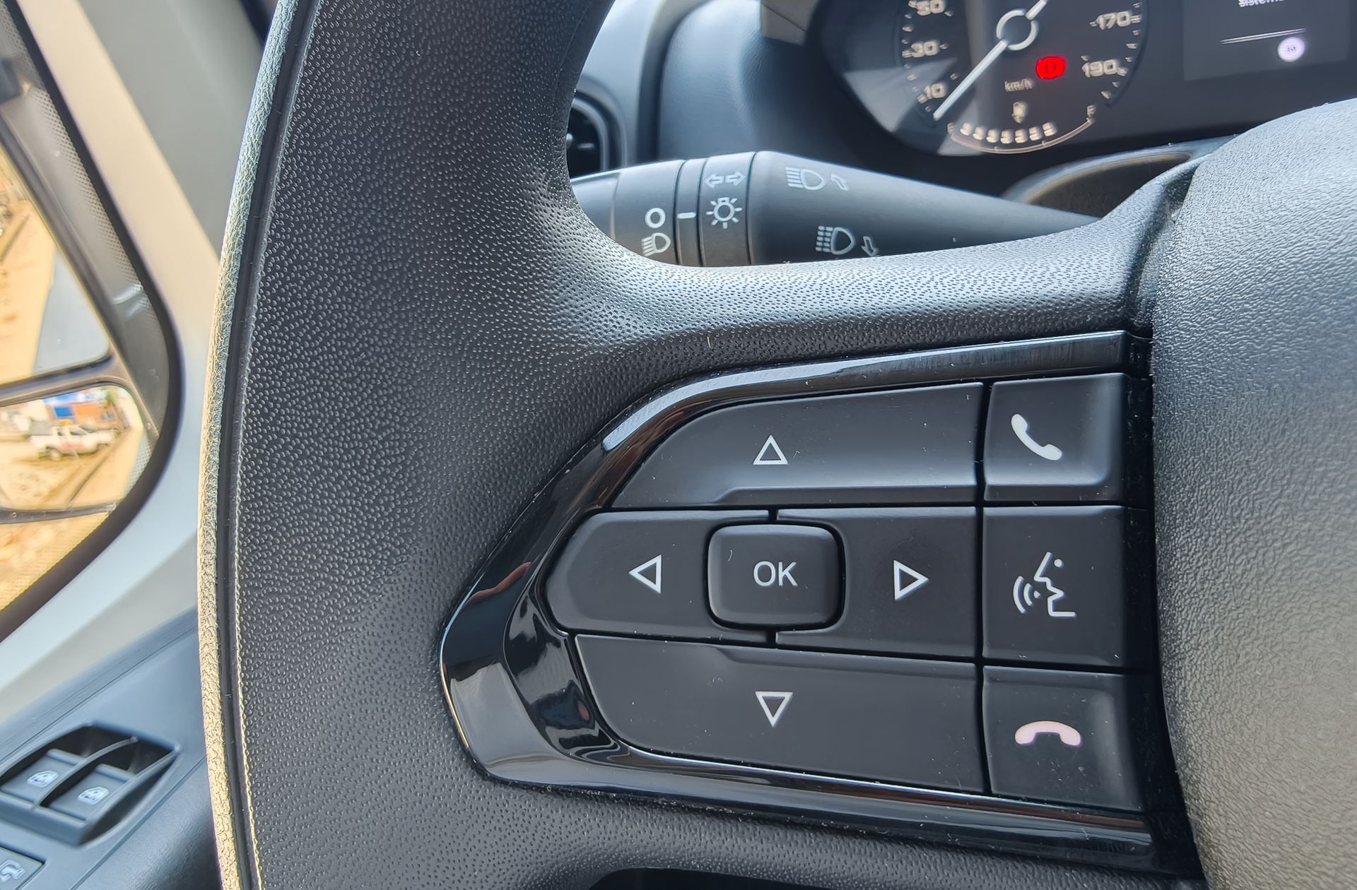 Citroën Jumper BlueHDi 140 35 L3H2 3 plazas - foto 20