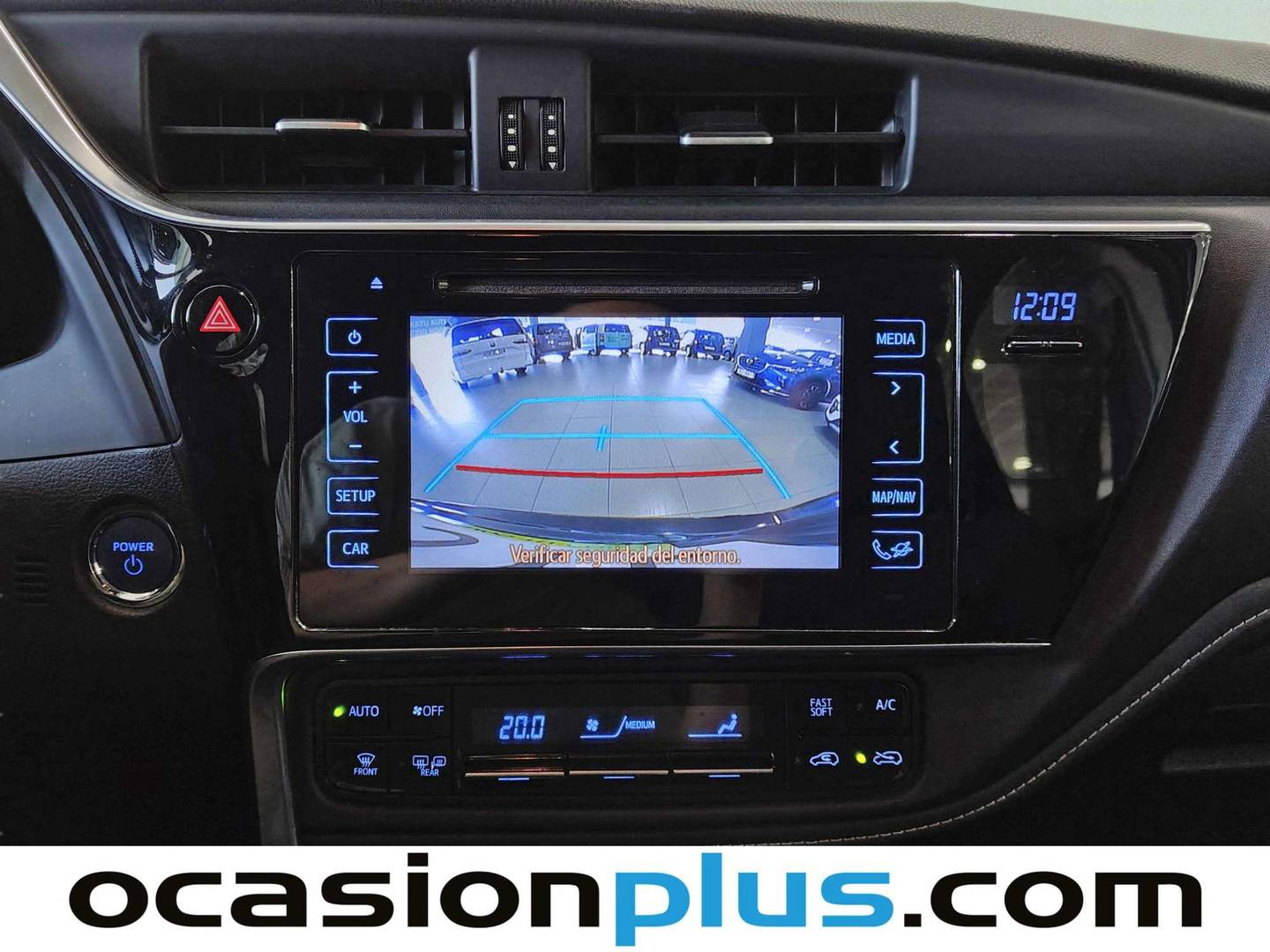 Extras y acabados del Toyota Auris Toyota Auris 140H Touring Sports Active (136 CV)