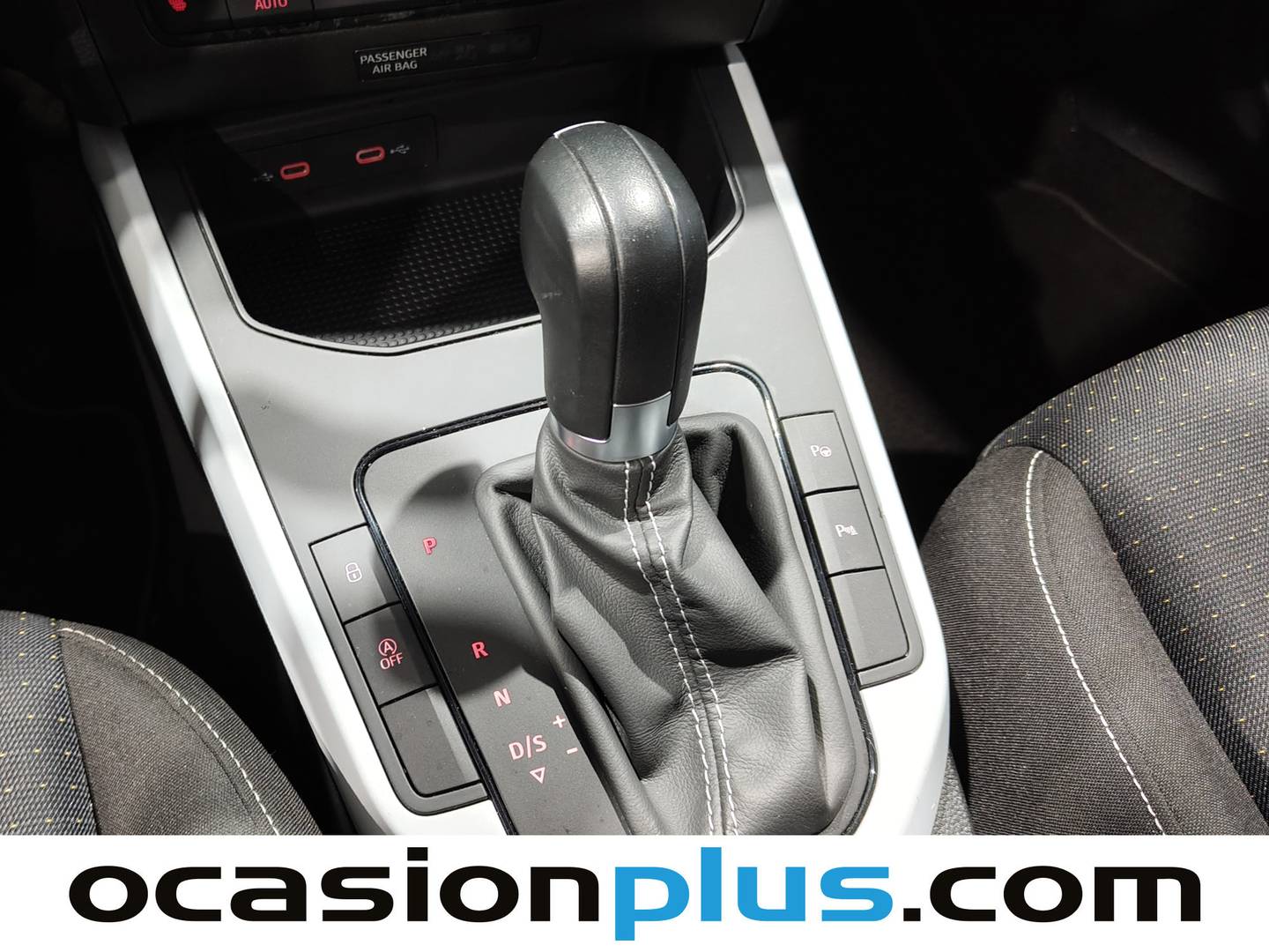 Foto Seat Arona SEAT Arona 1.0 TSI Style XL DSG (110 CV)