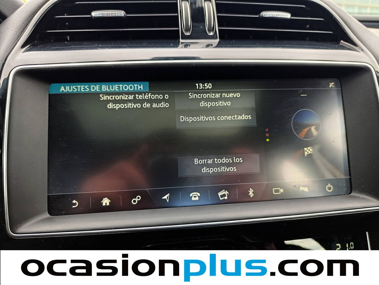 Foto Jaguar XE Jaguar XE 2.0 Diesel R-Sport RWD Auto (180 CV)