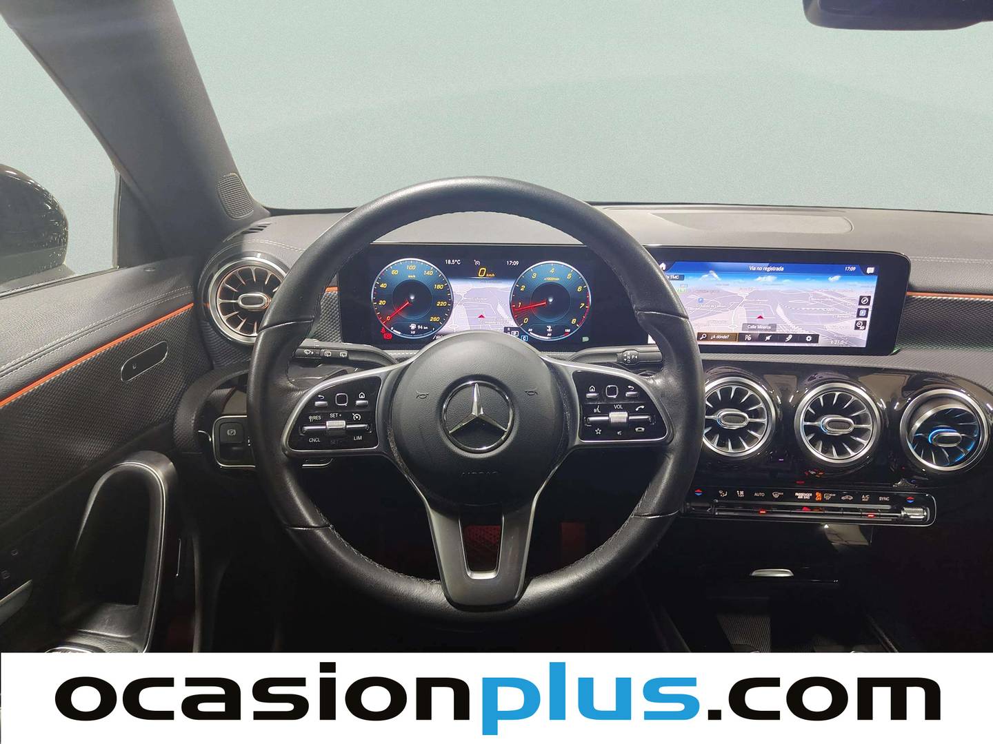 Mercedes CLA Mercedes CLA Shooting Brake 180 (122 CV) gasolina
