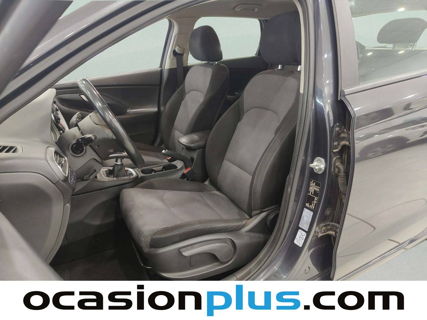 Foto asientos delanteros Hyundai i30 Hyundai i30 1.0 TGDI Essence (120 CV)