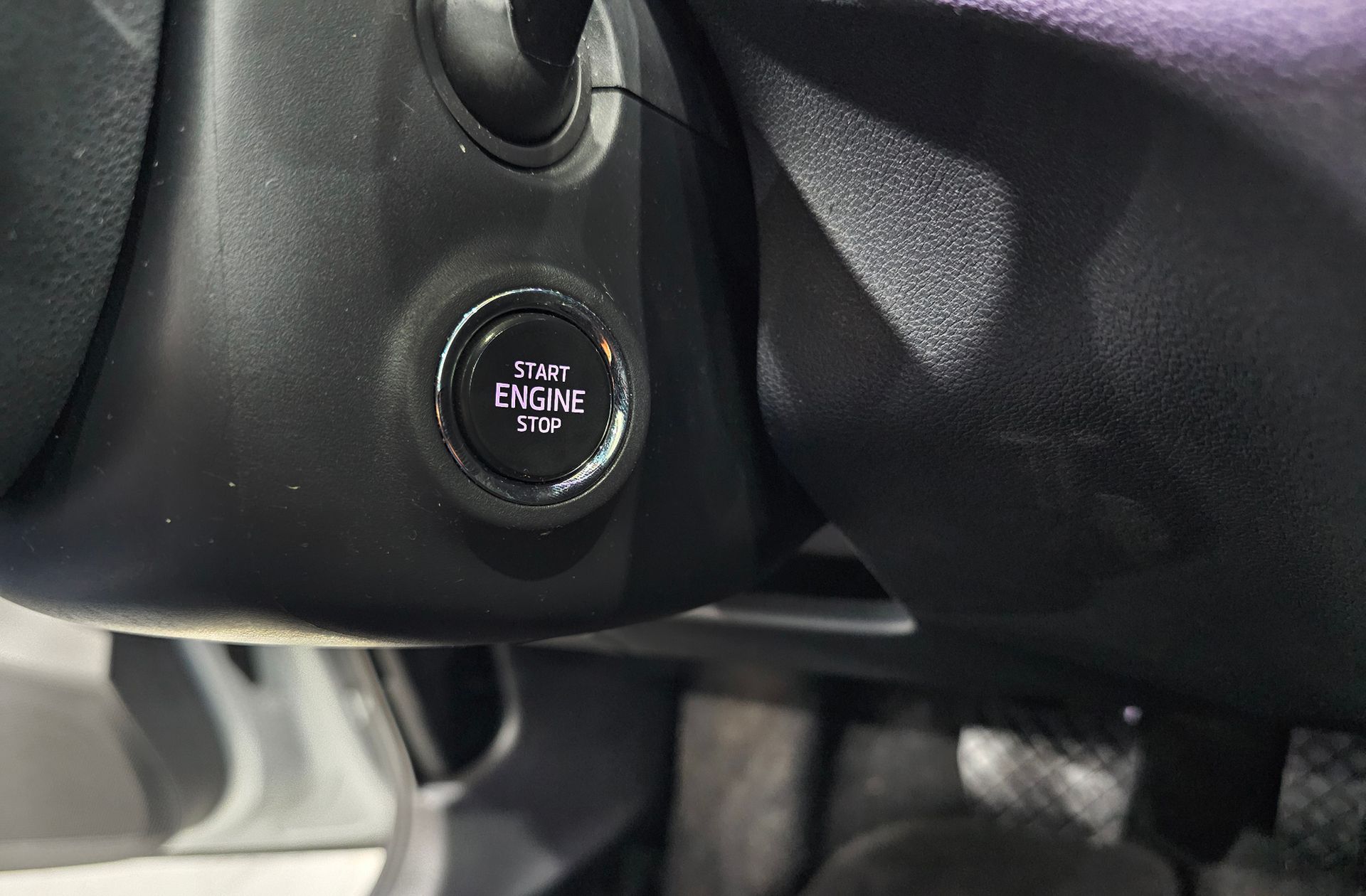 Škoda Kamiq 1.5 TSI Ambition DSG - foto 31