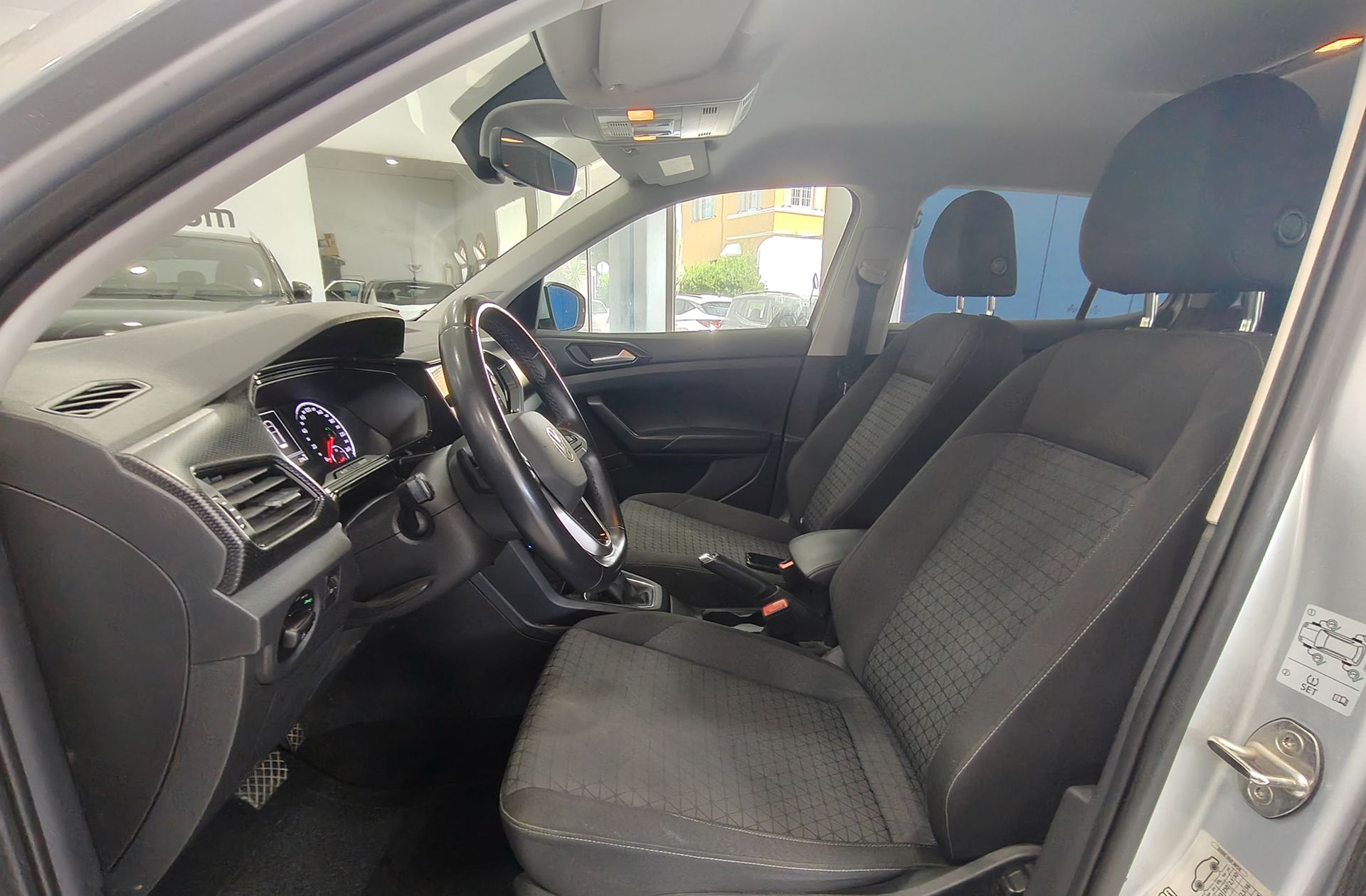 Volkswagen T-Cross Advance 1.0 TSI DSG - foto 8
