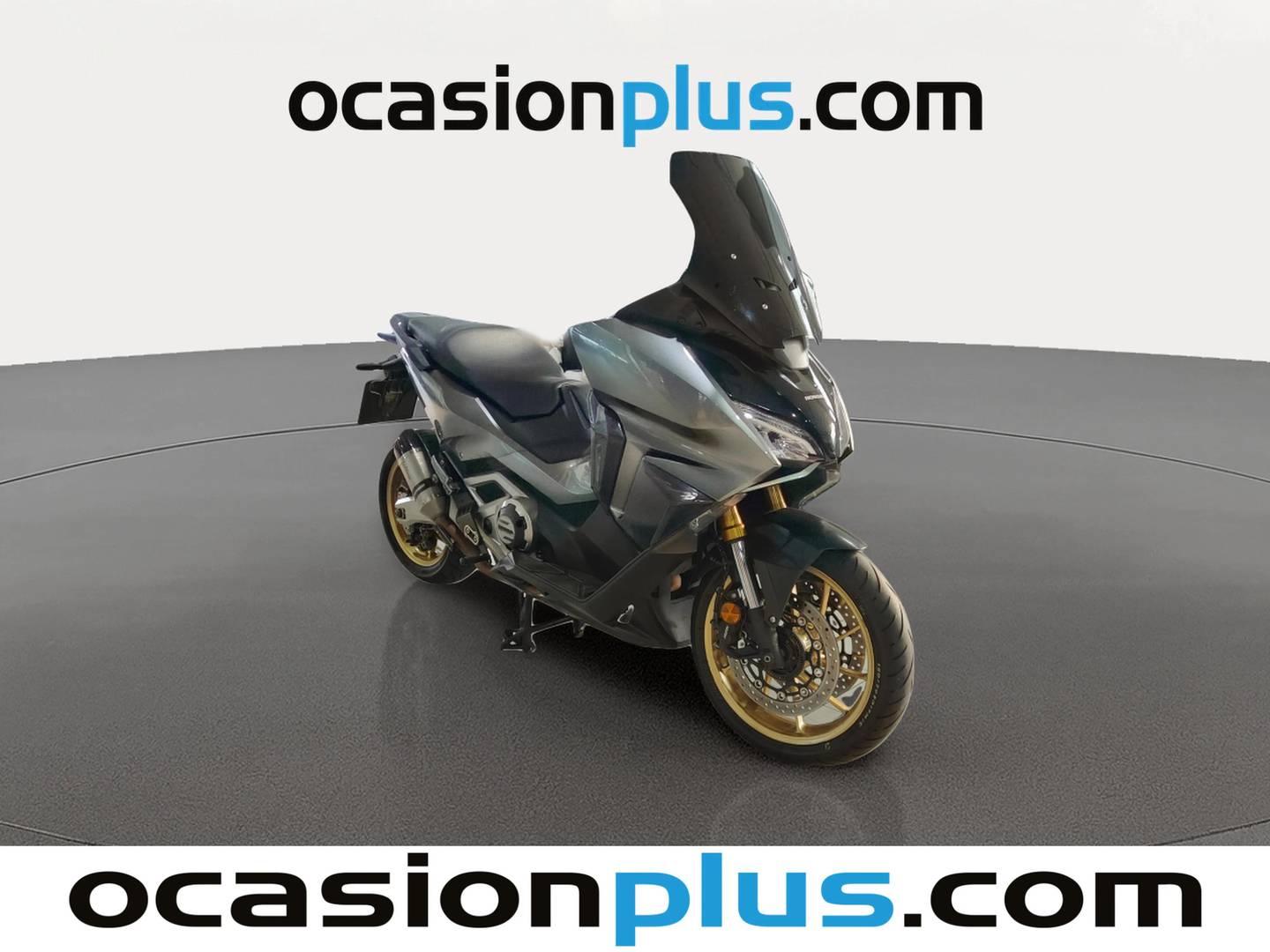 Foto trasera Honda Forza 750 Honda Forza 750 (58 CV) derecha