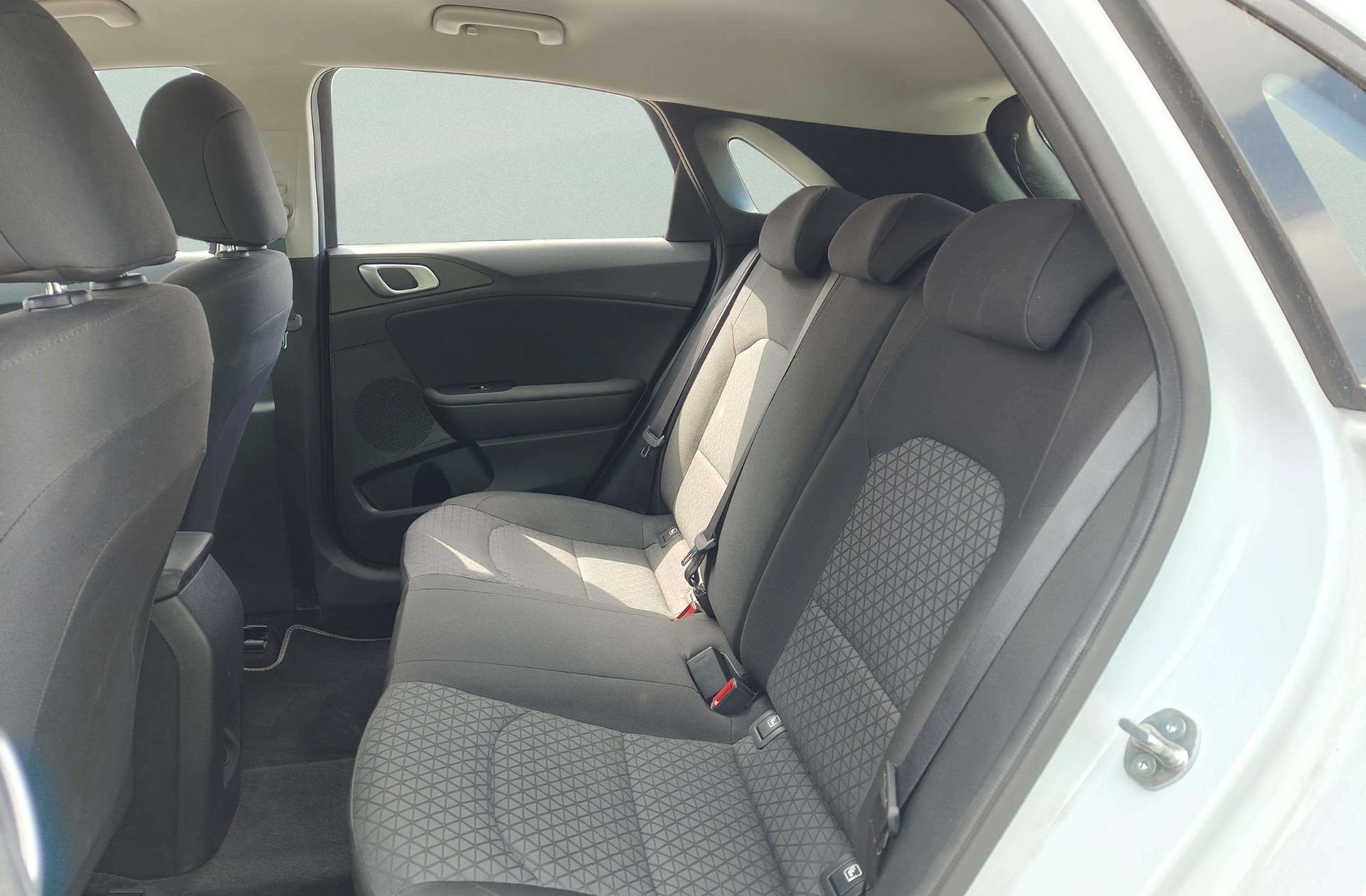 Kia Ceed 1.0 T-GDi Concept - foto 12